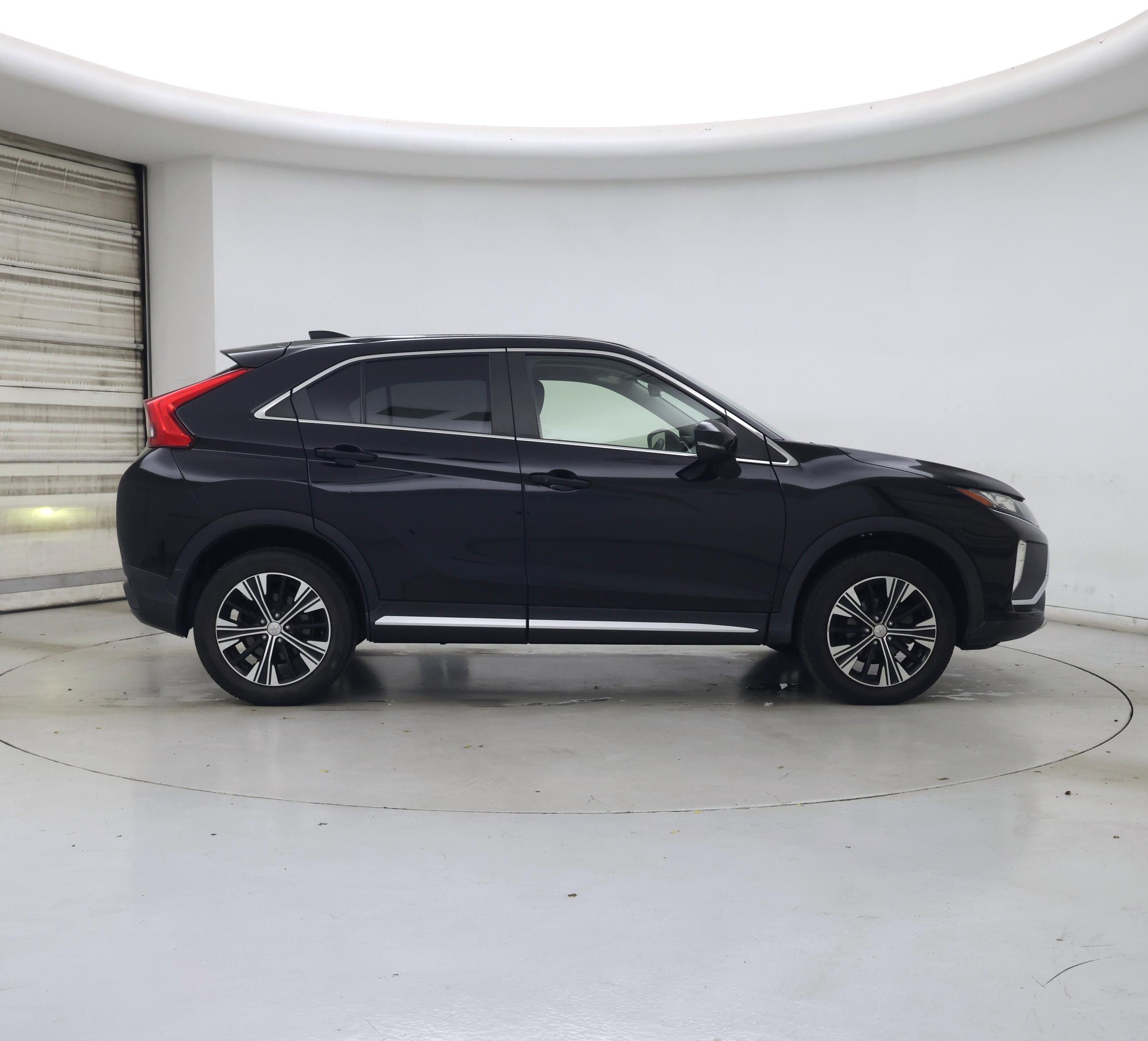 Thumbnail: 2020 Mitsubishi Eclipse Cross - 7