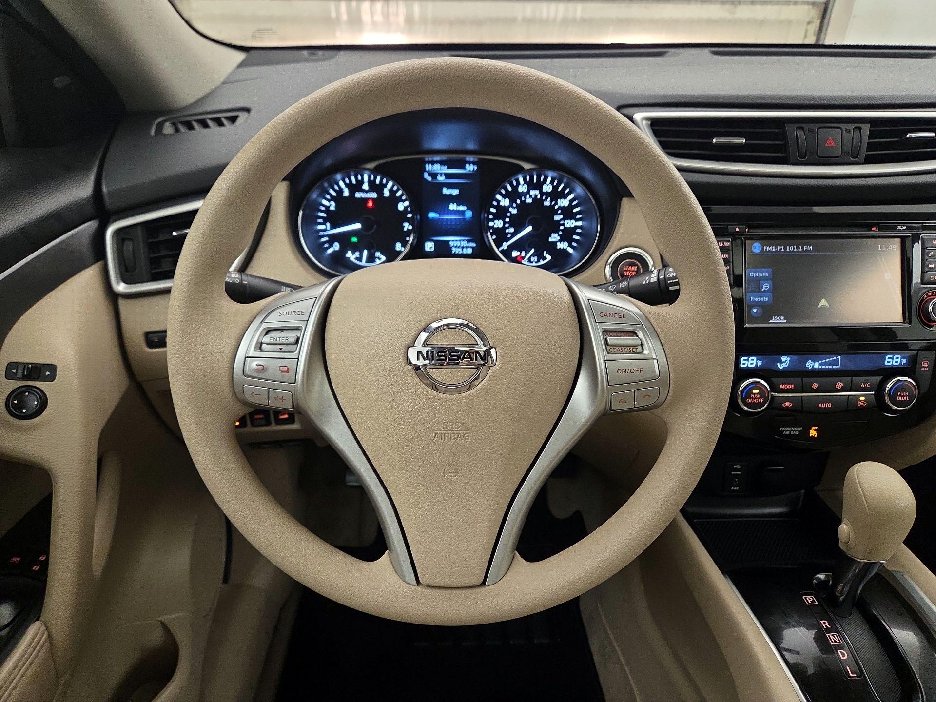 Thumbnail: 2015 Nissan Rogue - 10
