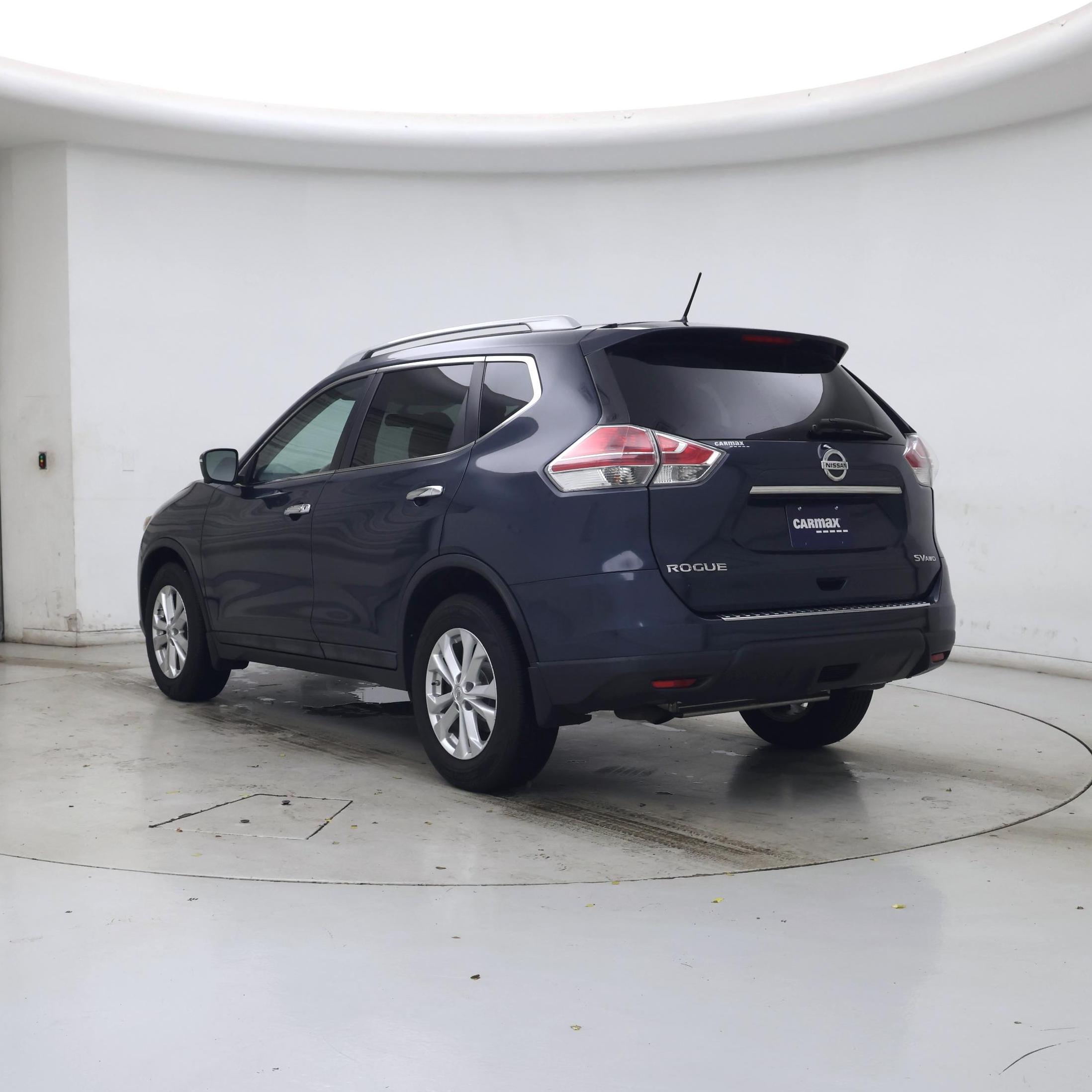Thumbnail: 2015 Nissan Rogue - 2