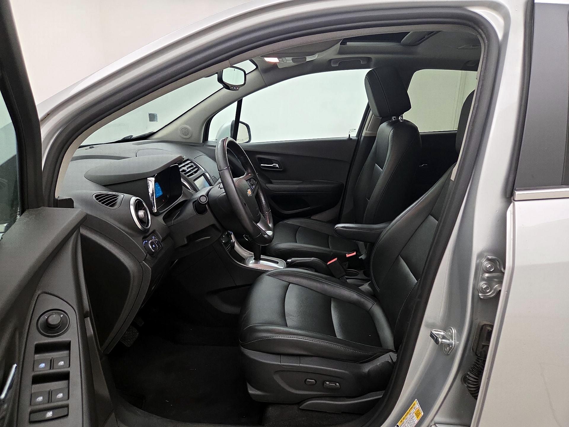 Thumbnail: 2016 Chevrolet Trax - 11
