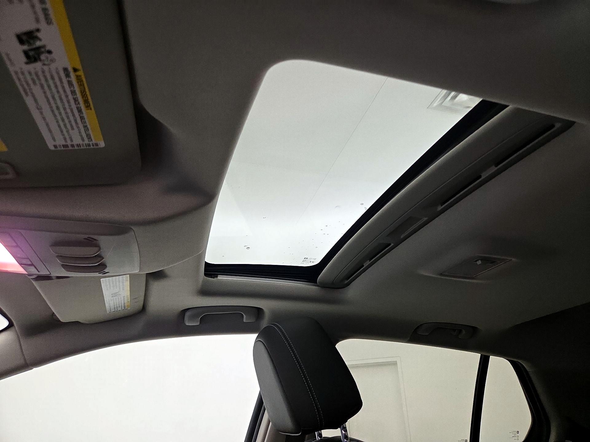 Thumbnail: 2016 Chevrolet Trax - 18