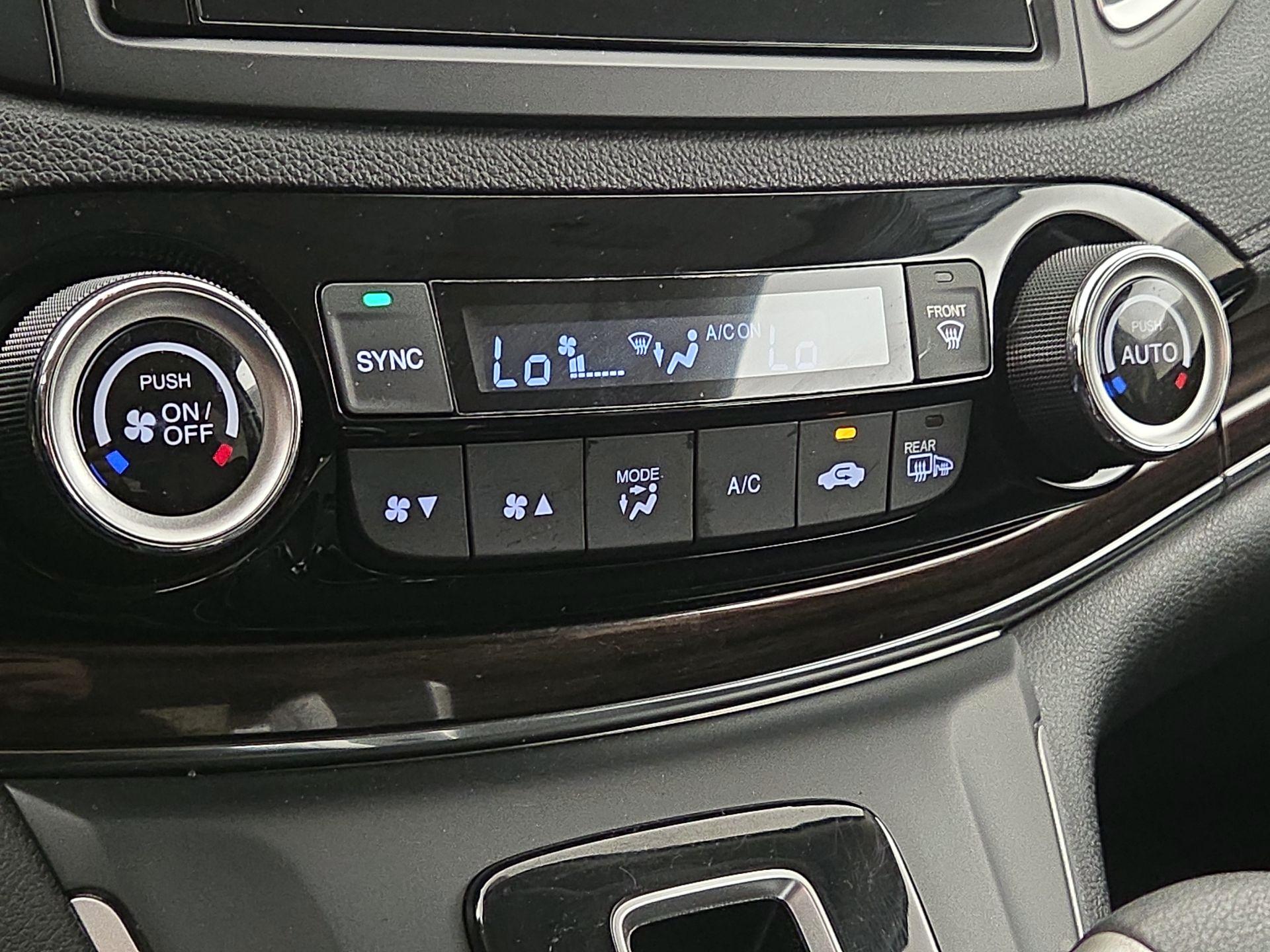 Thumbnail: 2016 Honda CR-V - 16