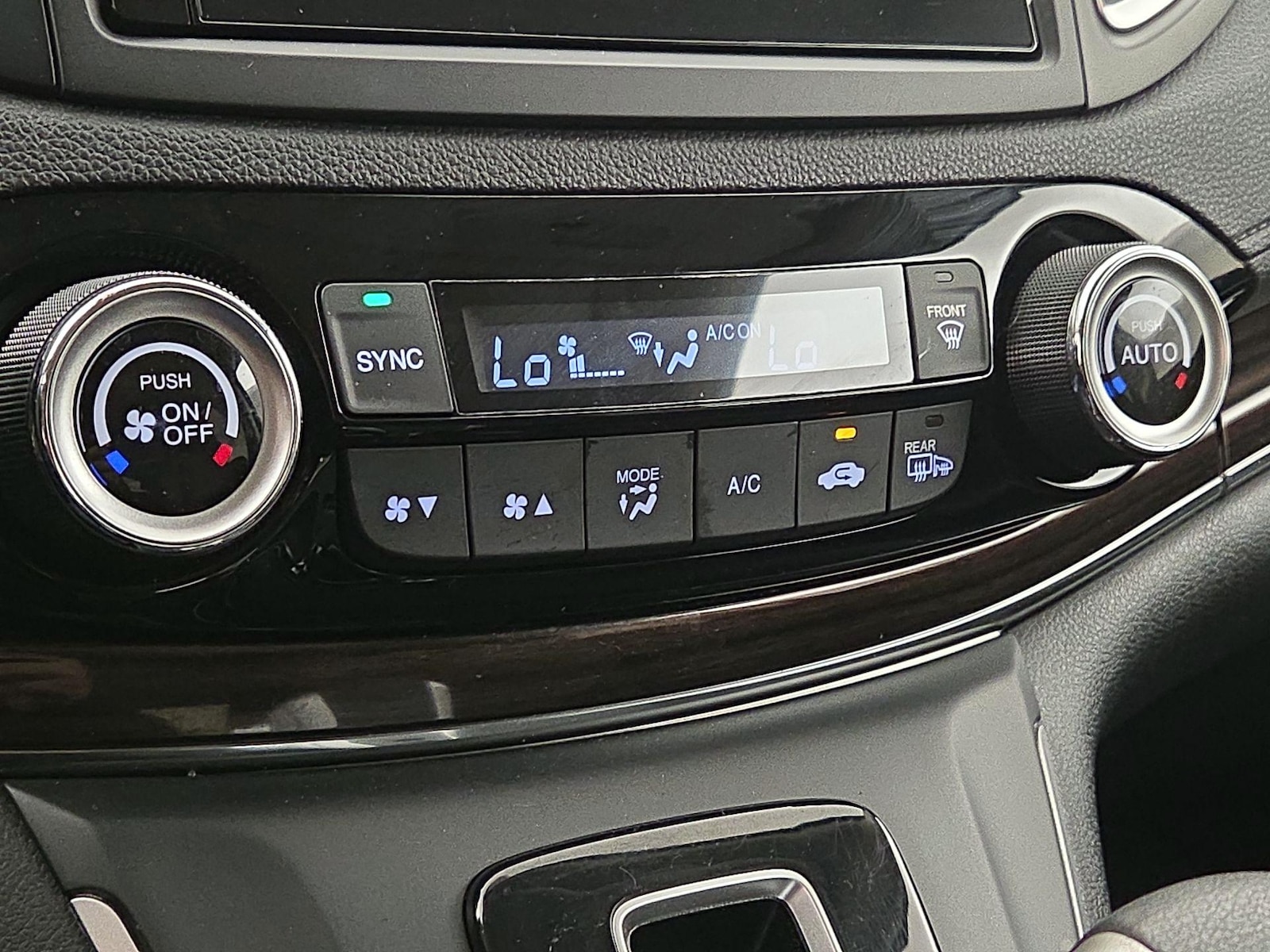 2016 Honda CR-V EX-L - Photo 17