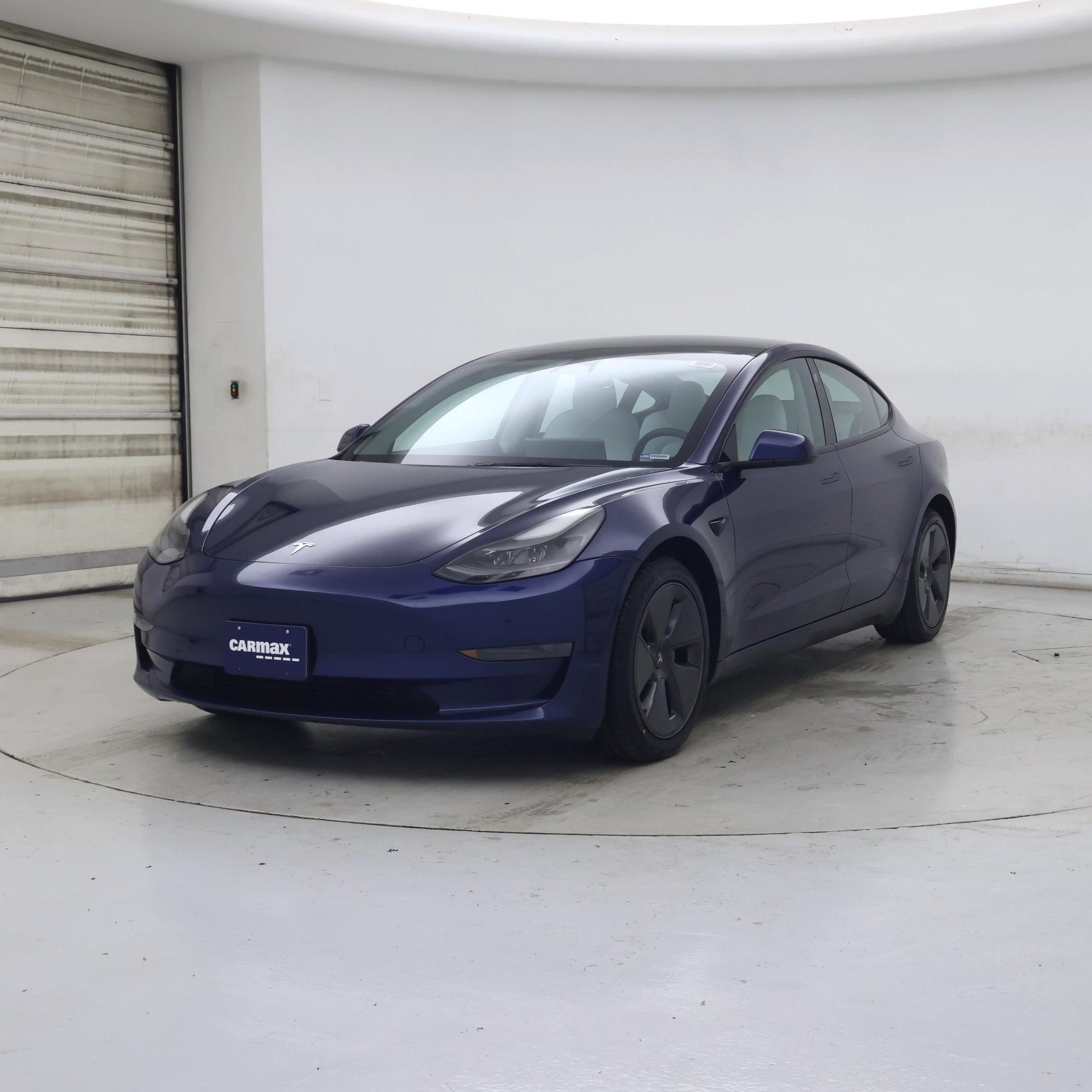 Thumbnail: 2023 Tesla Model 3 - 4