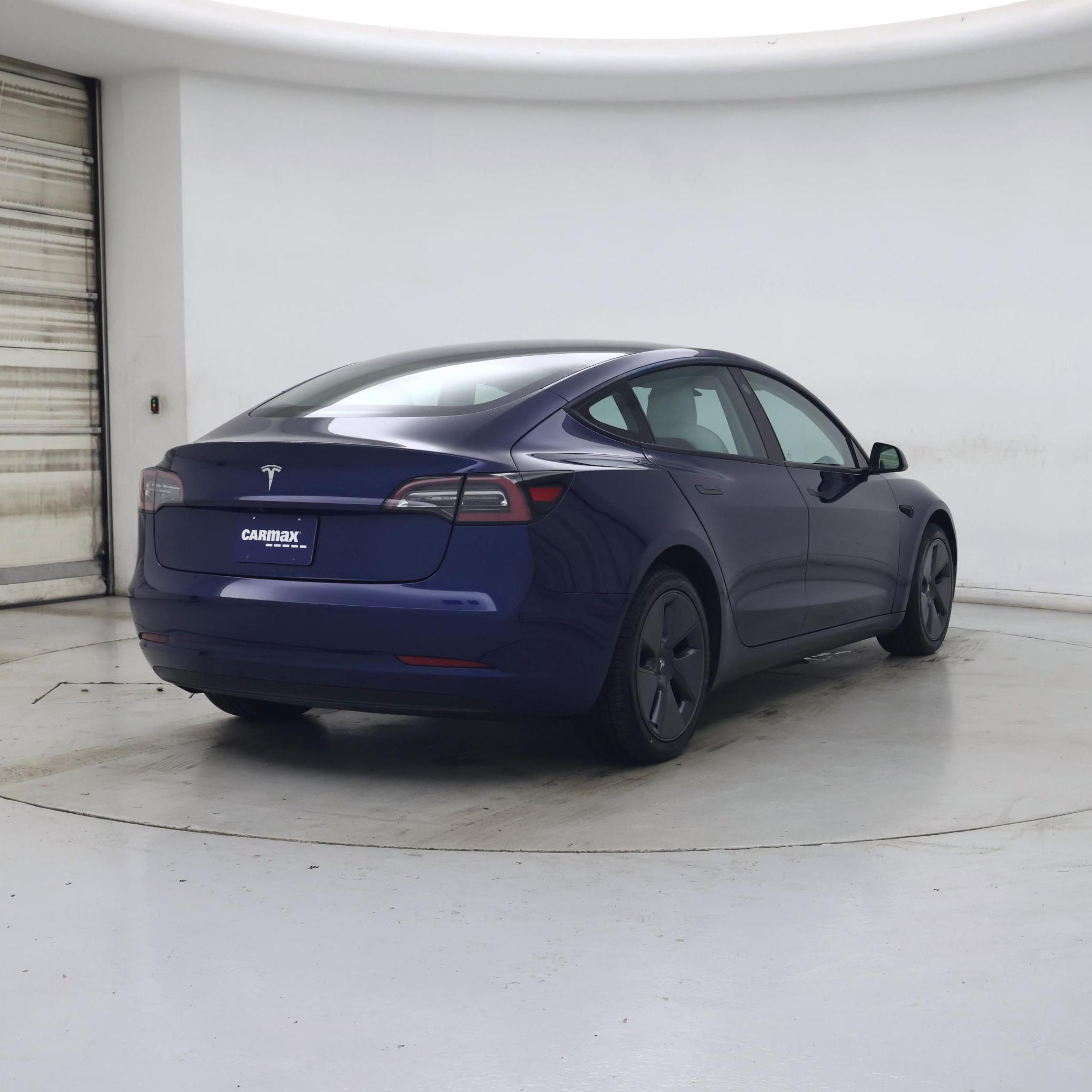 Thumbnail: 2023 Tesla Model 3 - 8