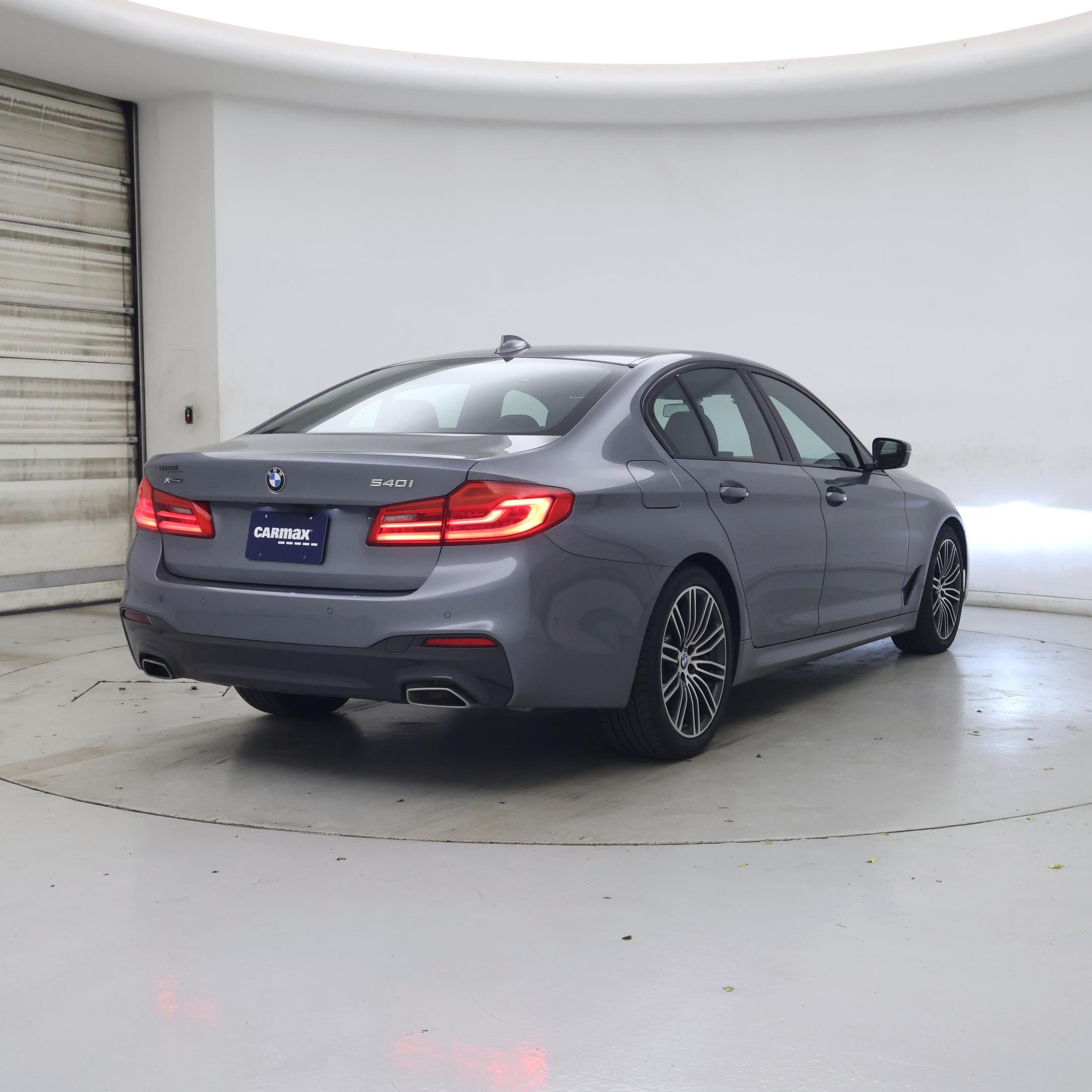 Thumbnail: 2019 BMW 5 Series - 8