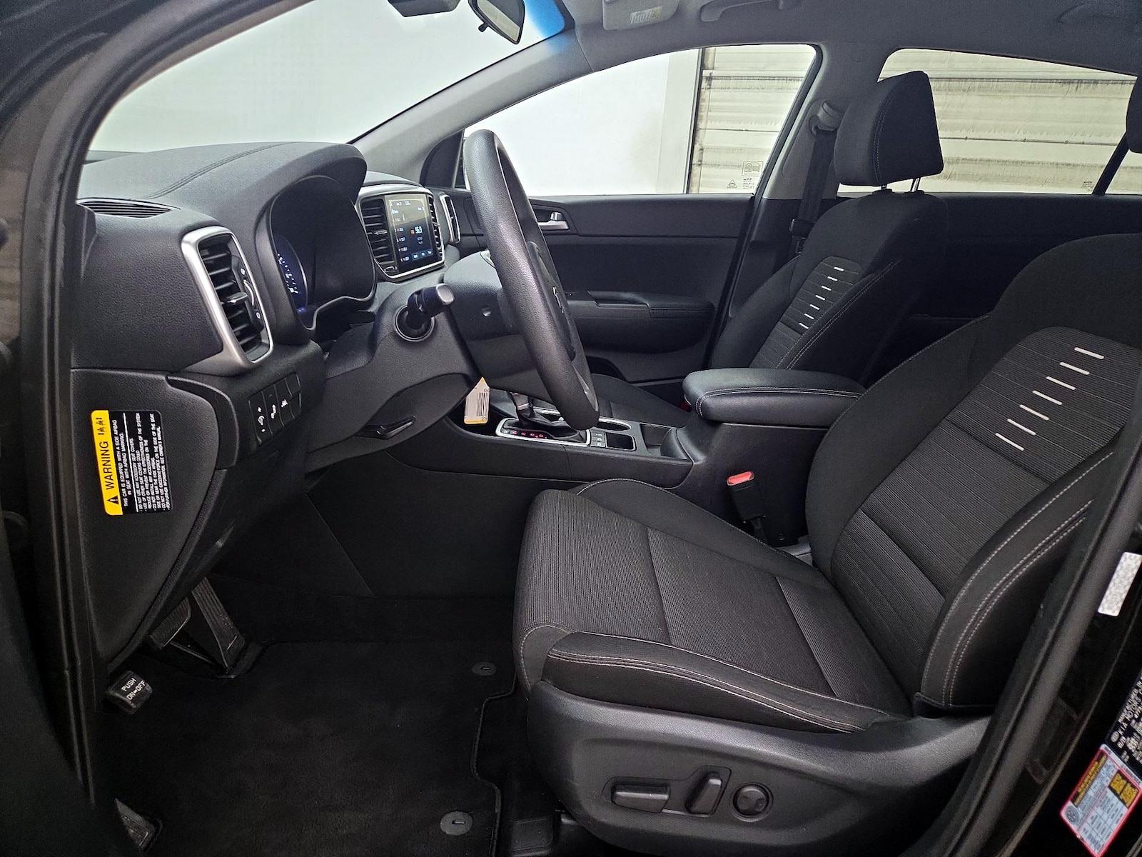 2020 Kia Sportage LX - Photo 12