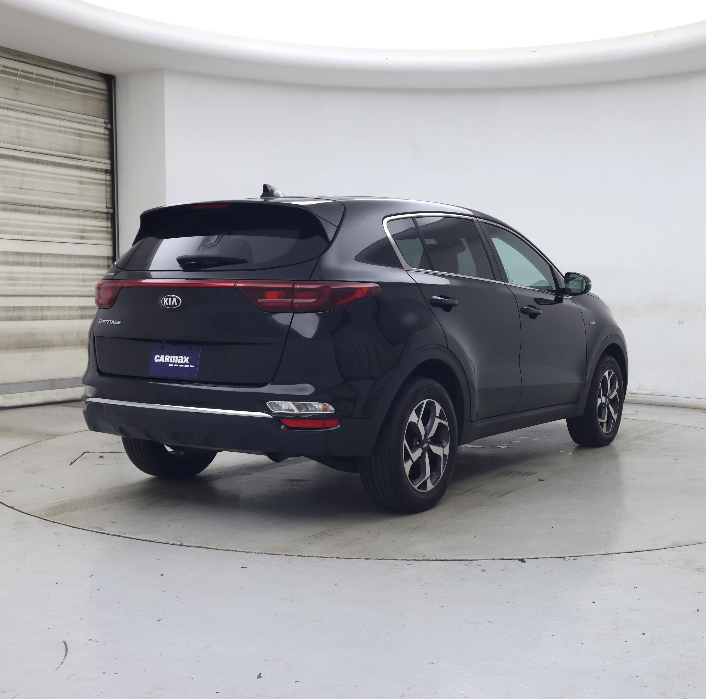 Thumbnail: 2020 Kia Sportage - 8