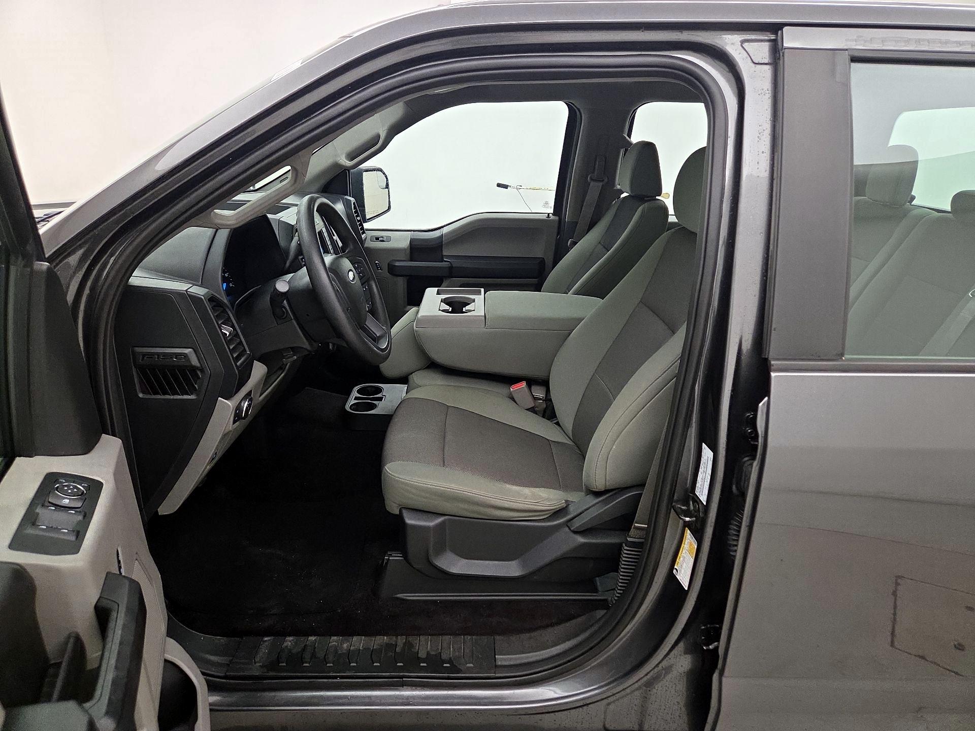 Thumbnail: 2016 Ford F-150 - 11