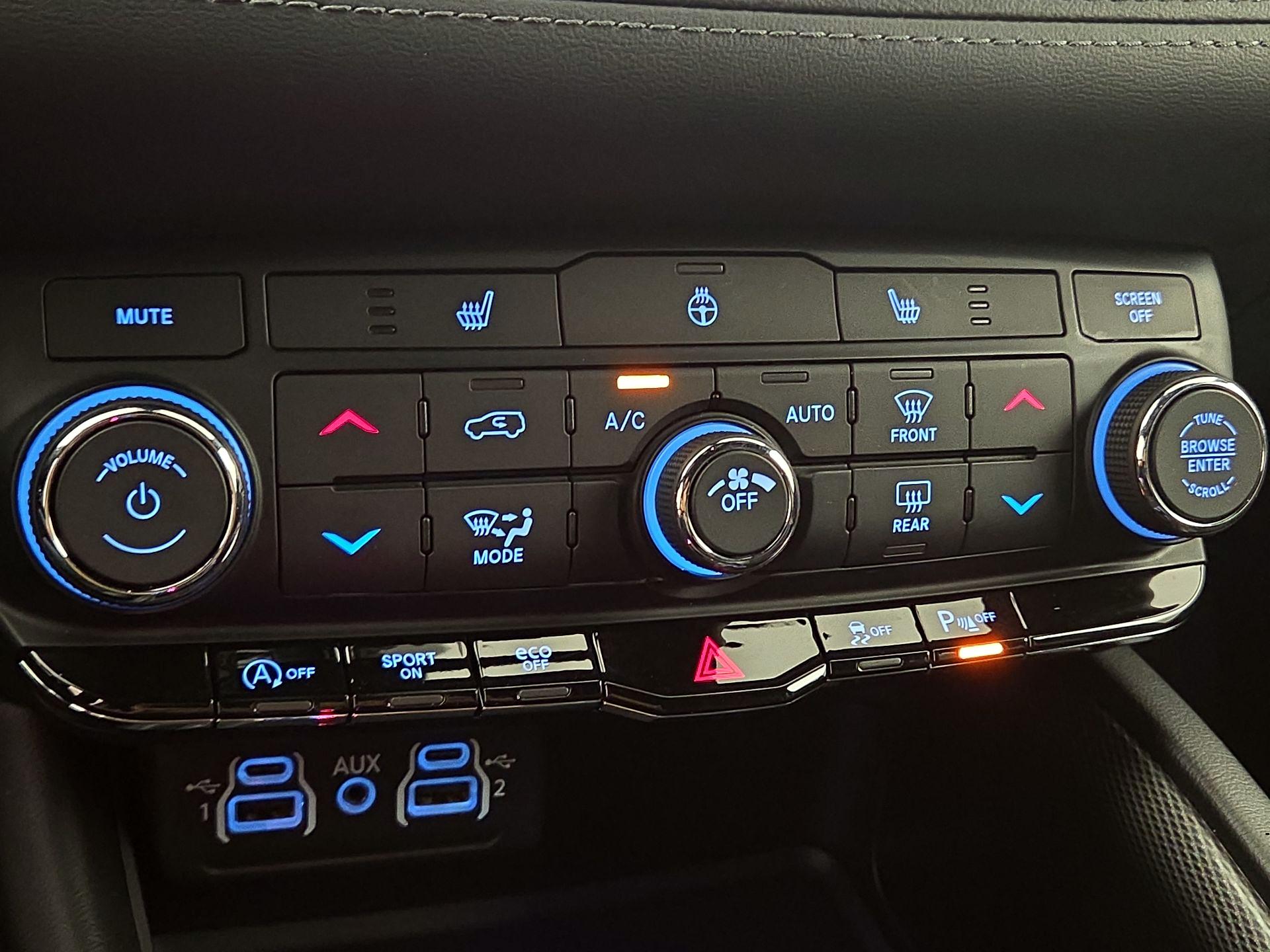 Thumbnail: 2021 Dodge Durango - 16