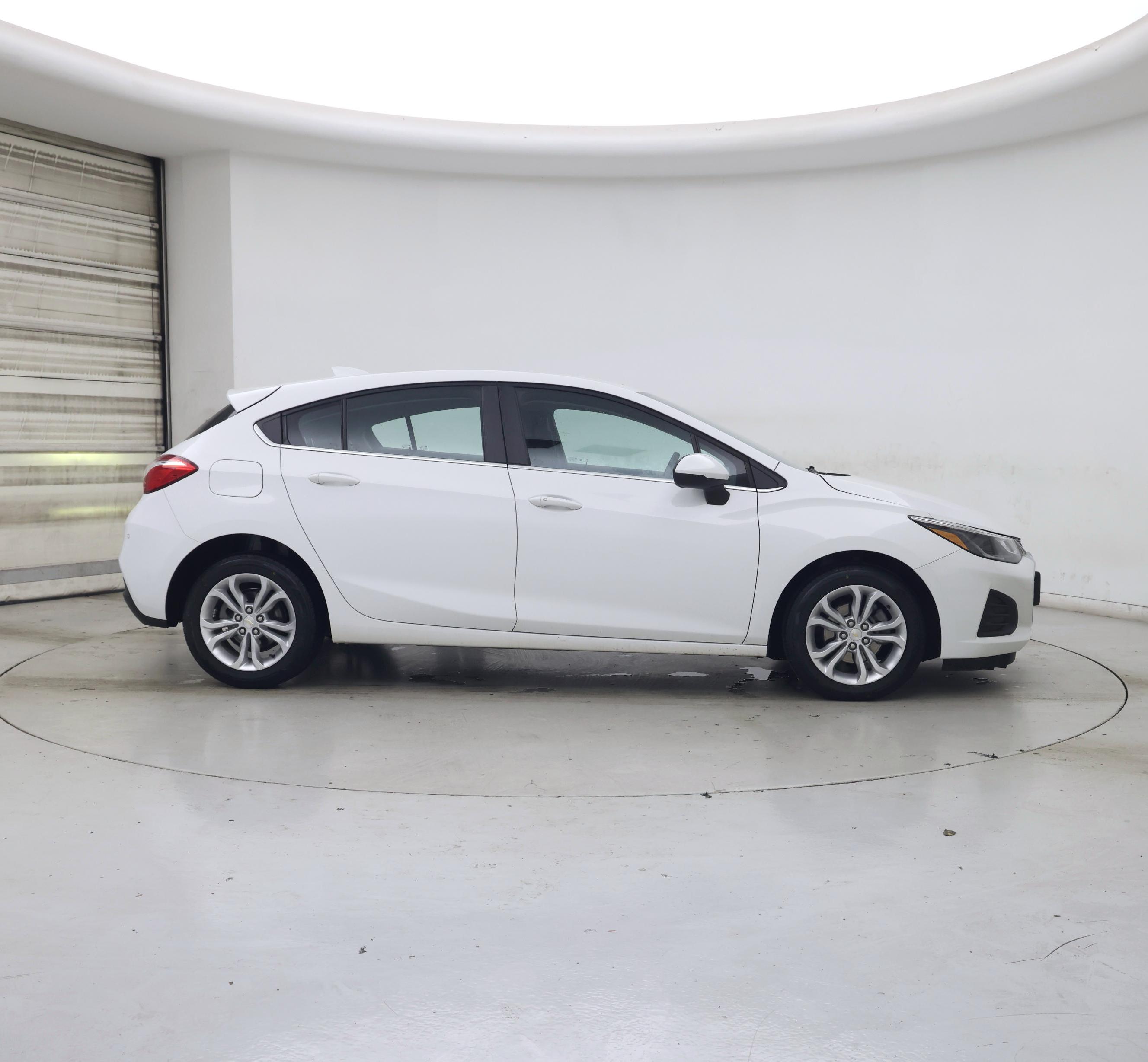 Thumbnail: 2019 Chevrolet Cruze - 7
