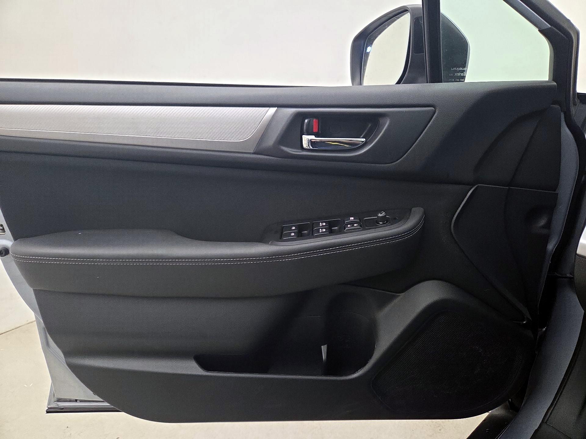 Thumbnail: 2018 Subaru Outback - 12