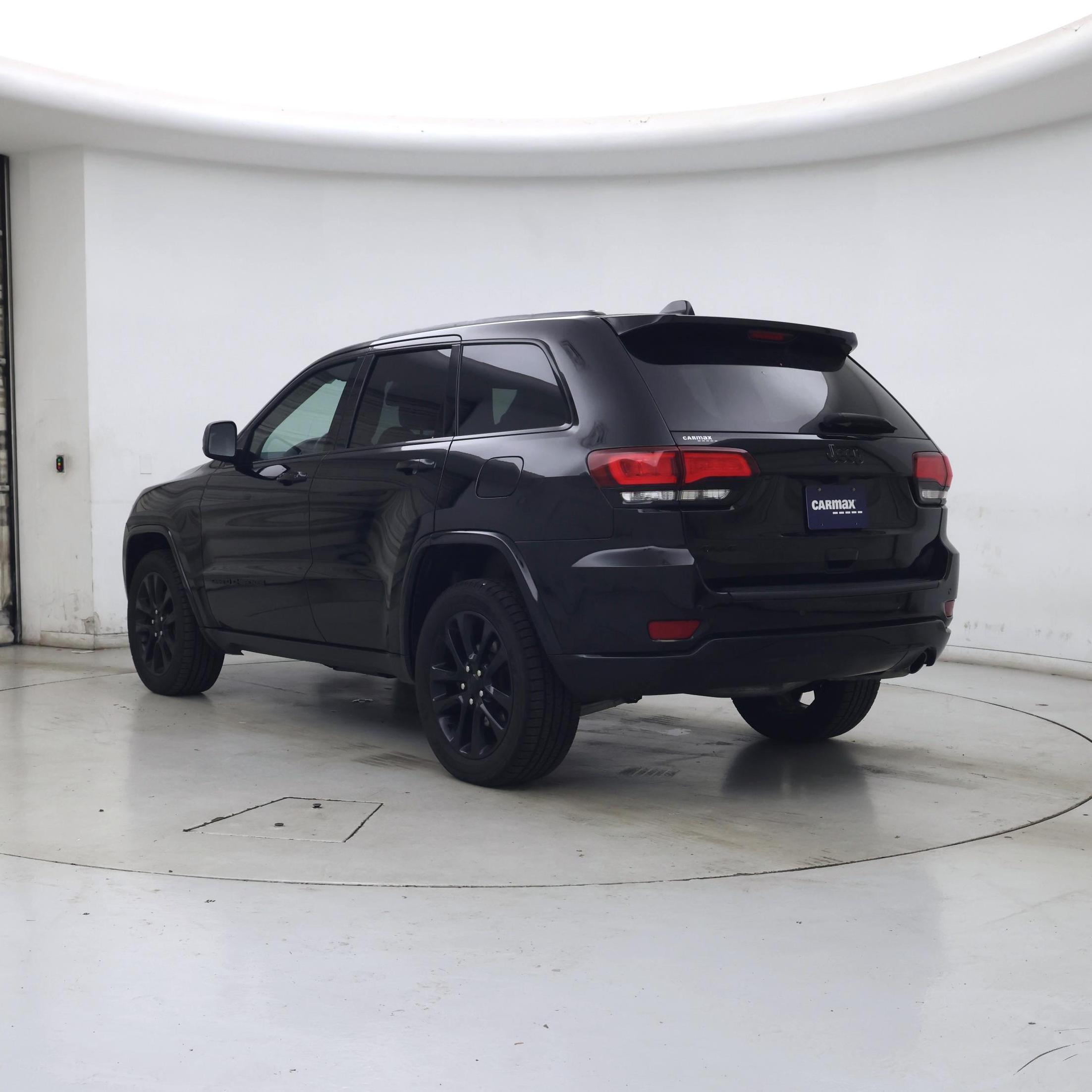 Thumbnail: 2021 Jeep Grand Cherokee - 2