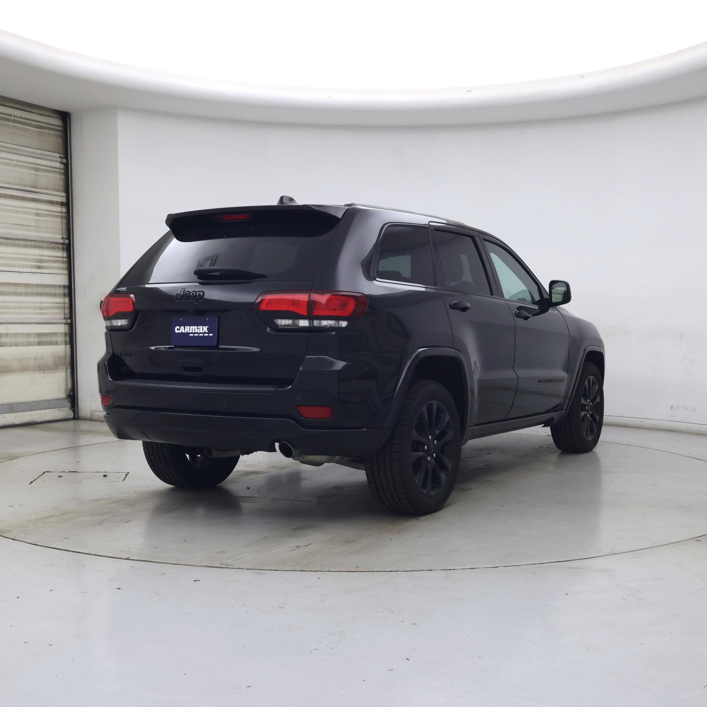 Thumbnail: 2021 Jeep Grand Cherokee - 8
