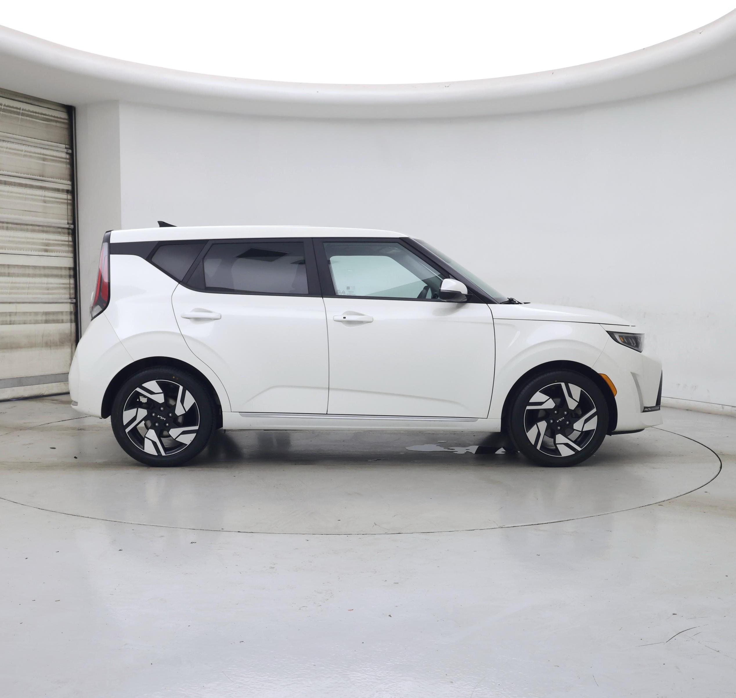 Thumbnail: 2023 Kia Soul - 7