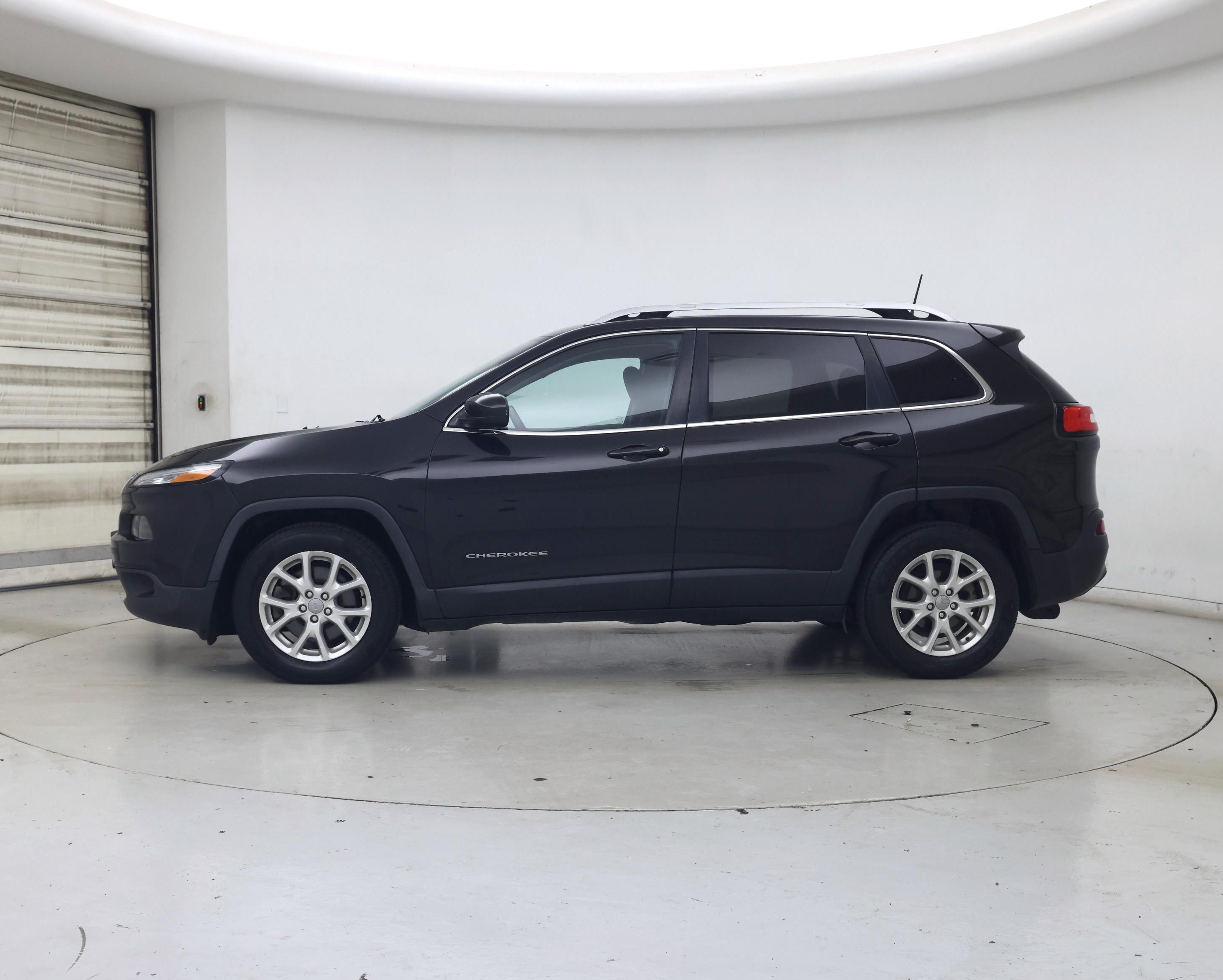 Thumbnail: 2016 Jeep Cherokee - 3