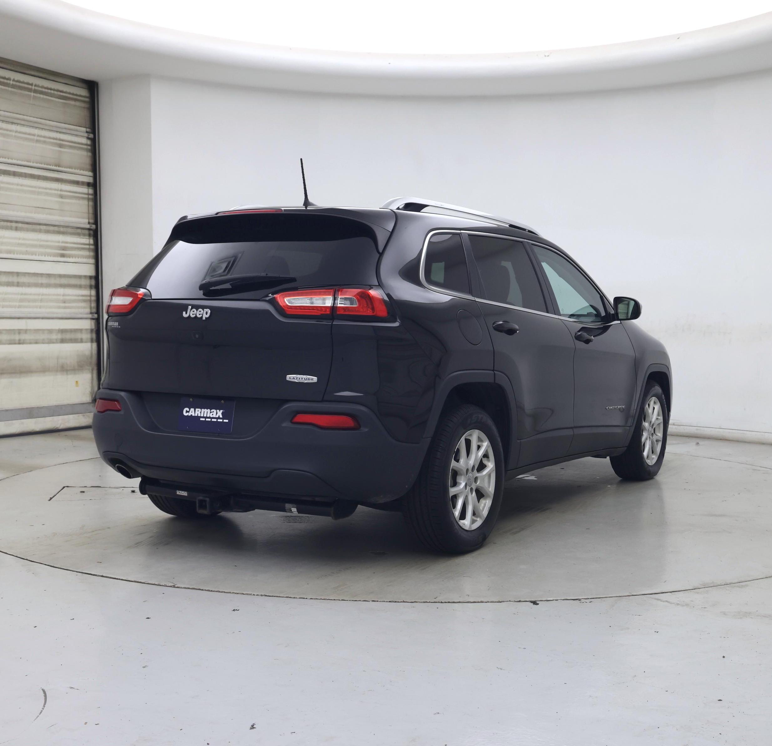 Thumbnail: 2016 Jeep Cherokee - 8