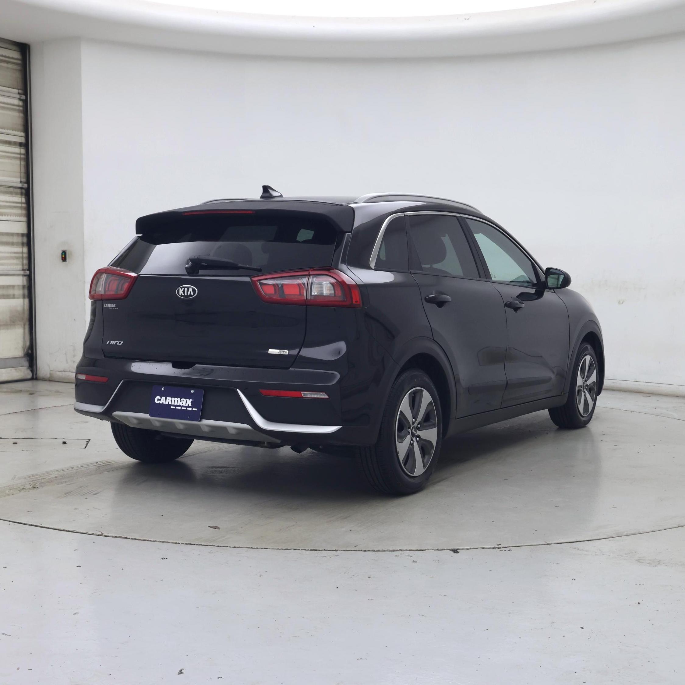 Thumbnail: 2018 Kia Niro - 8