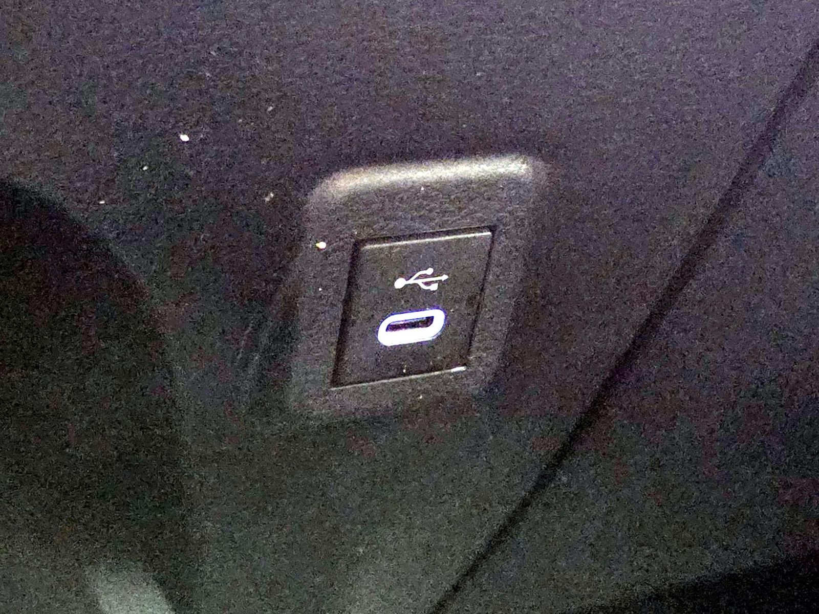 2023 Toyota Corolla LE - Photo 19