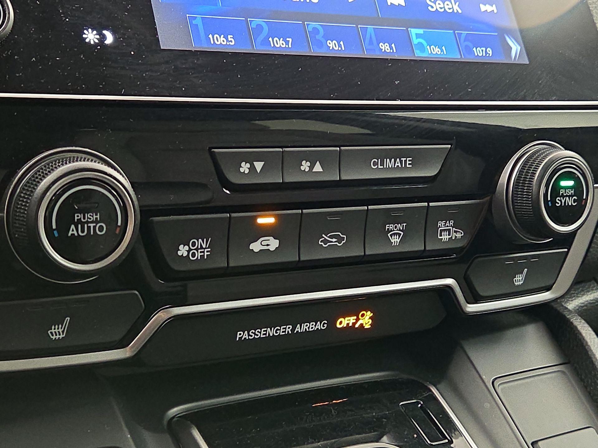 Thumbnail: 2018 Honda CR-V - 16