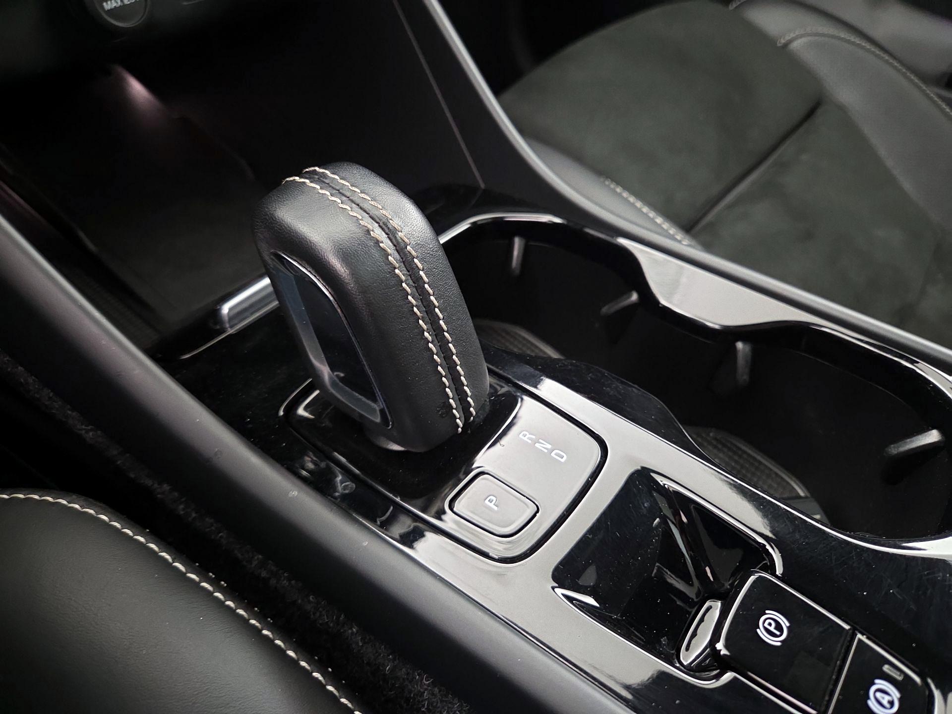 Thumbnail: 2020 Volvo XC40 - 18