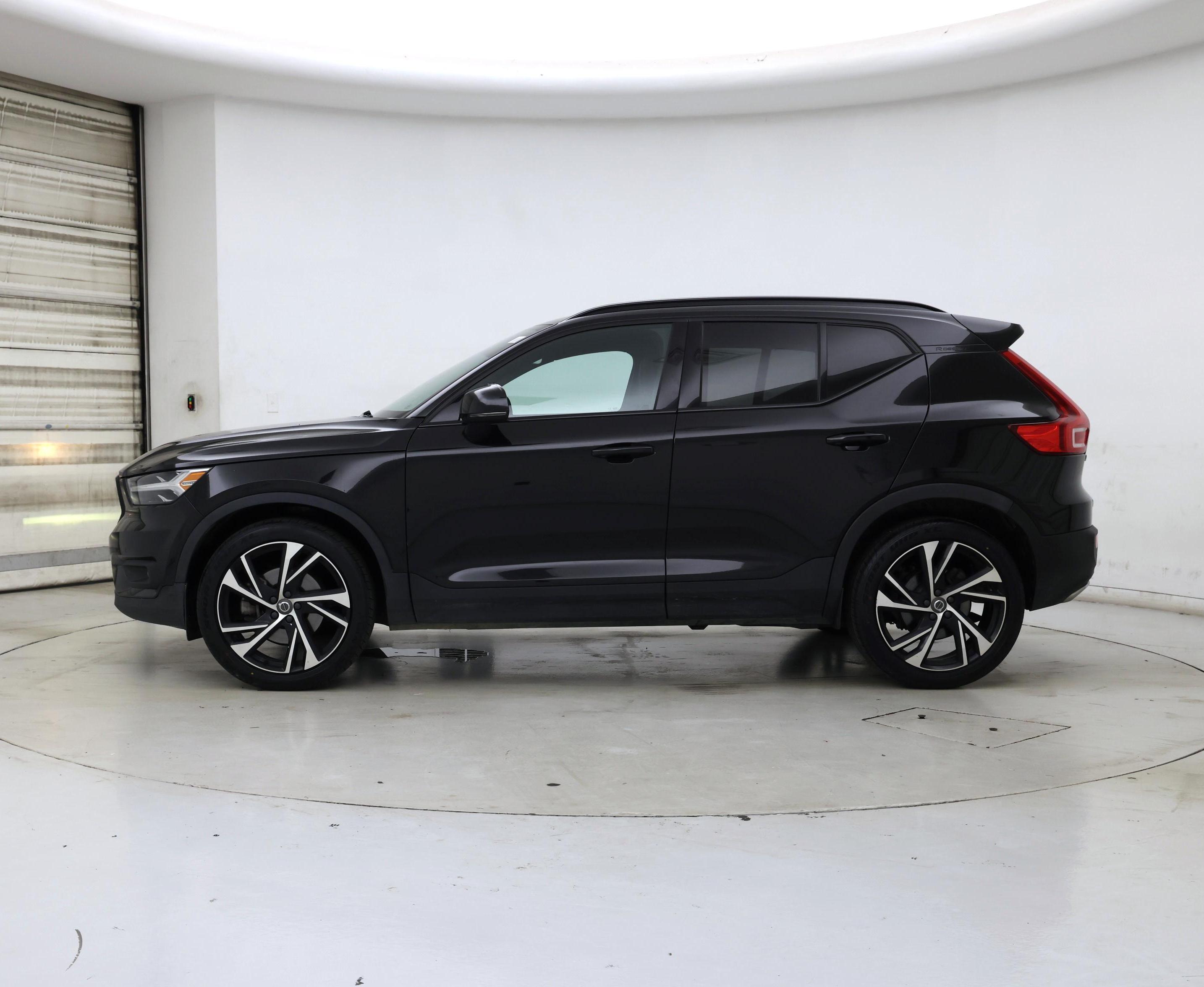 Thumbnail: 2020 Volvo XC40 - 3