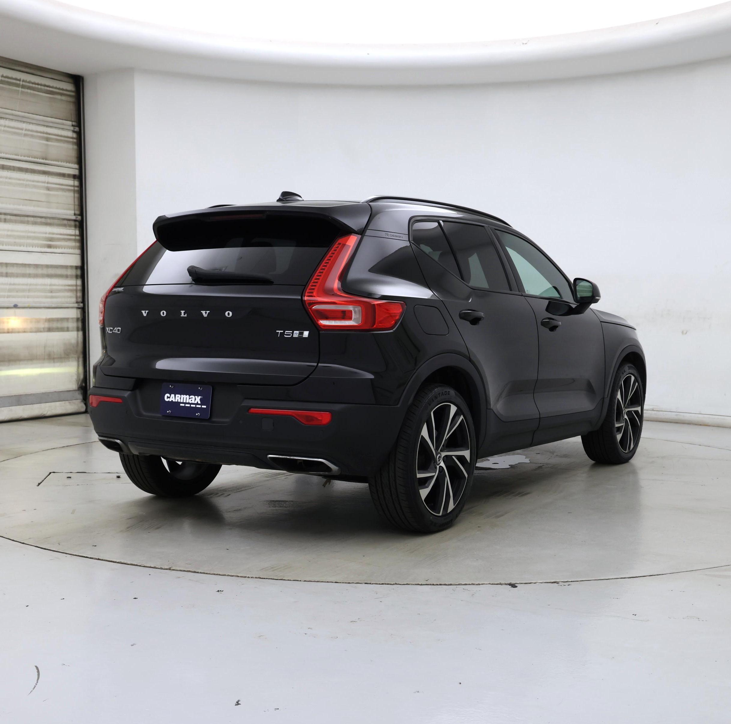 Thumbnail: 2020 Volvo XC40 - 8