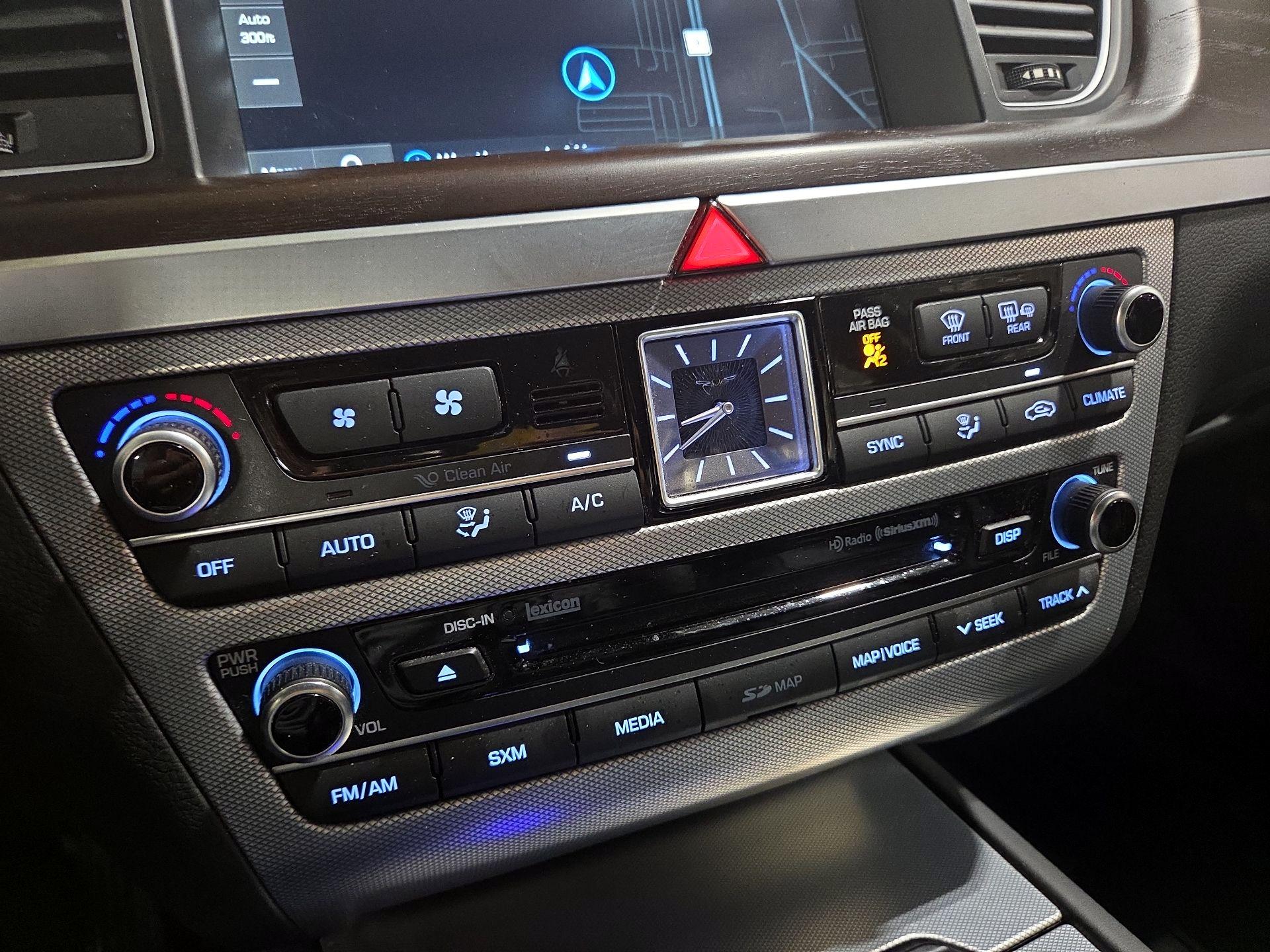 Thumbnail: 2019 Genesis G80 - 17