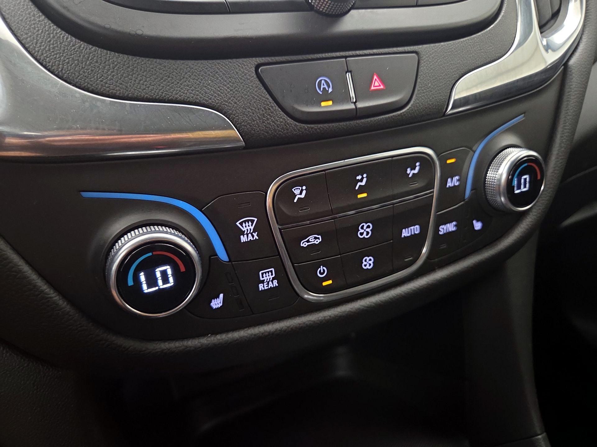Thumbnail: 2022 Chevrolet Equinox - 17