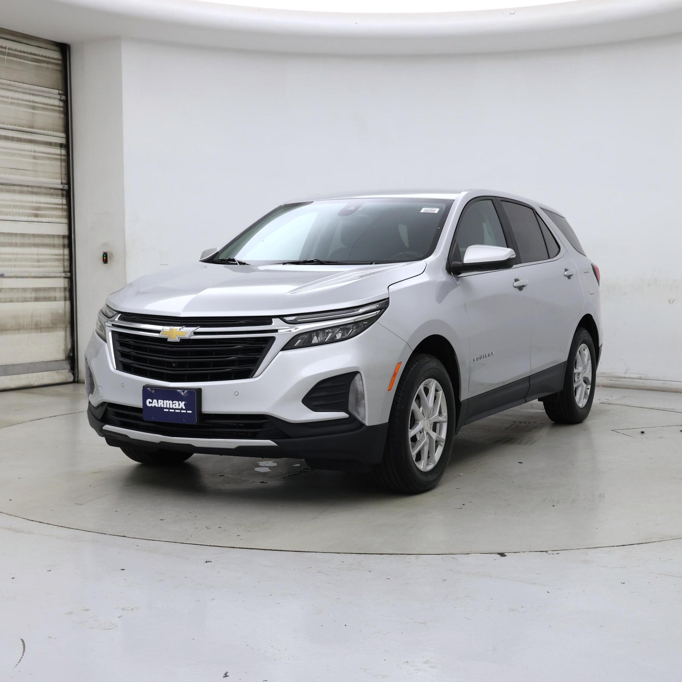 Thumbnail: 2022 Chevrolet Equinox - 4
