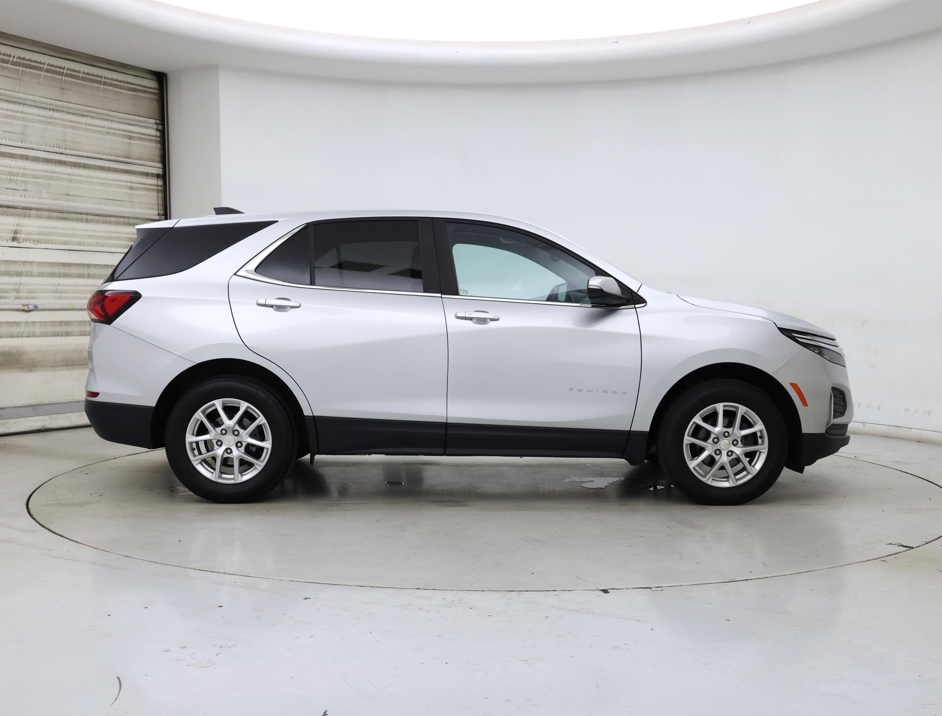 Thumbnail: 2022 Chevrolet Equinox - 7