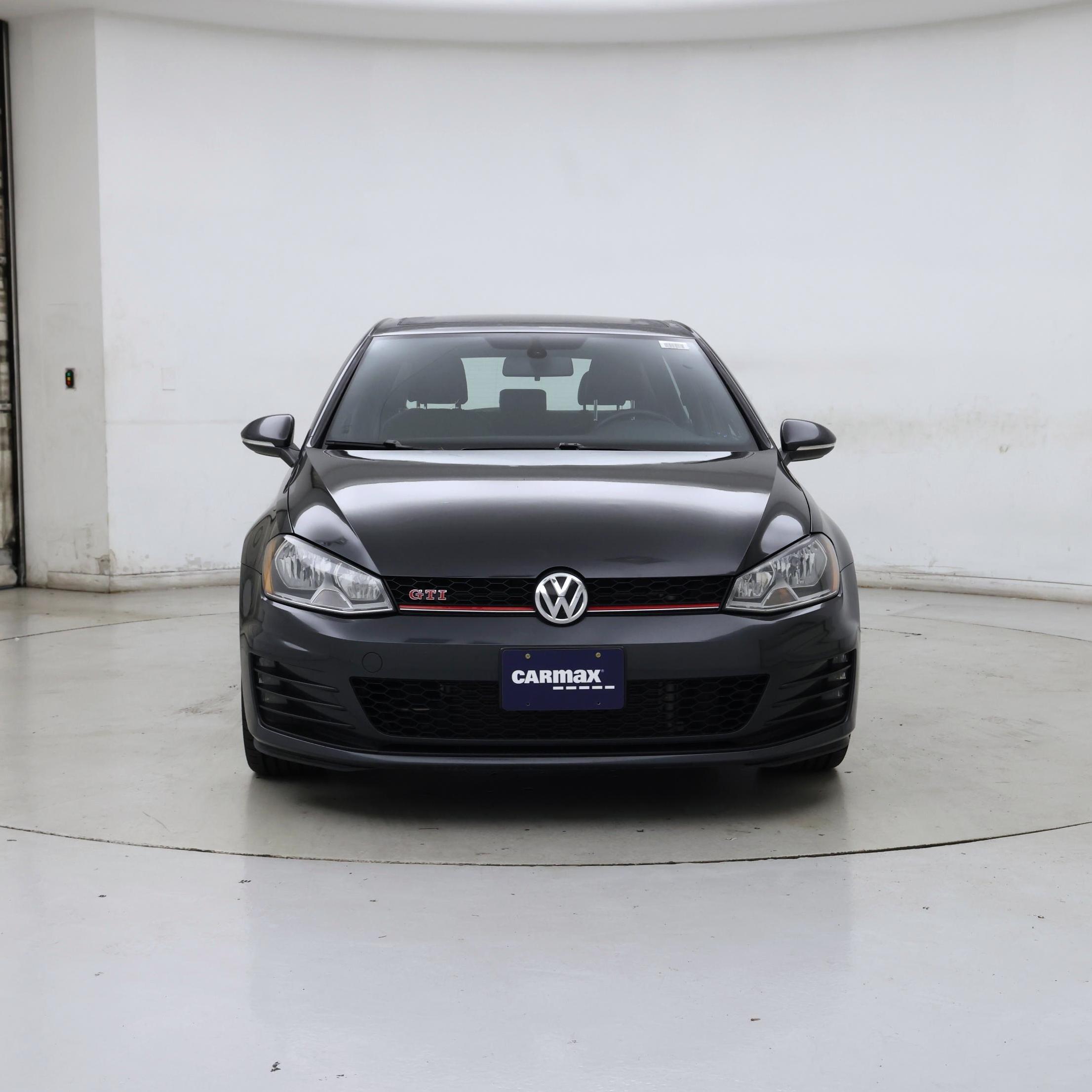 Thumbnail: 2015 Volkswagen Golf - 5