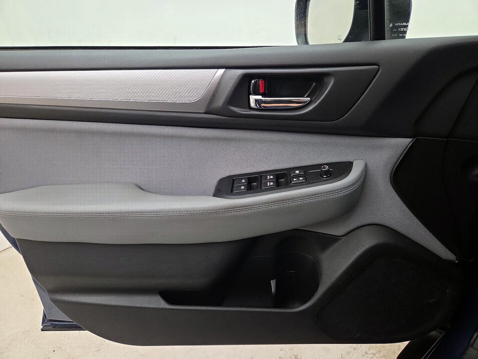 2019 Subaru Outback Premium - Photo 13