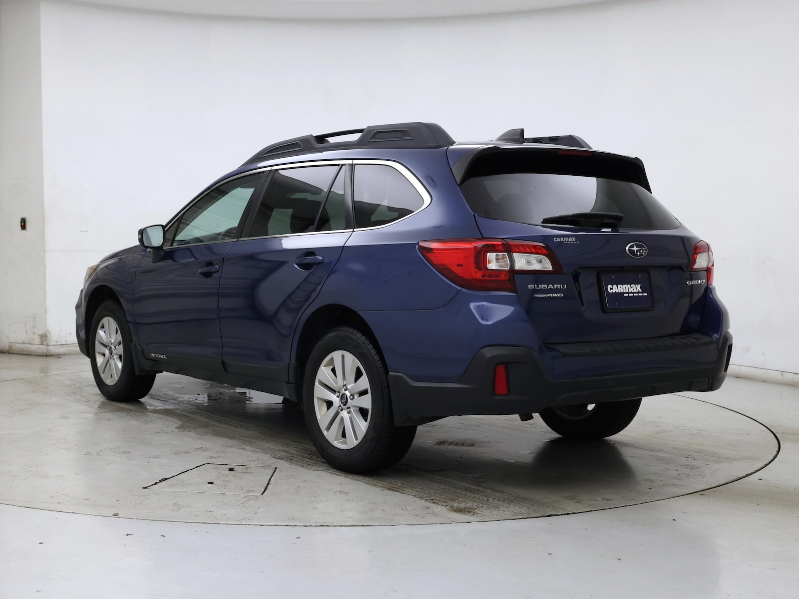 2019 Subaru Outback Premium - Photo 3