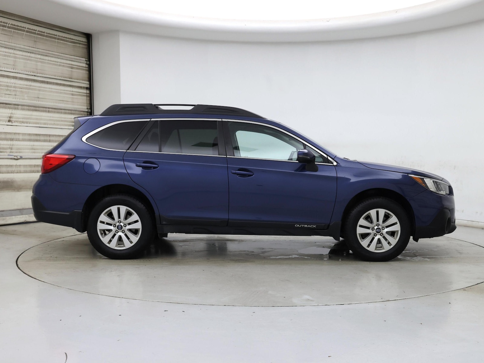 2019 Subaru Outback Premium - Photo 8