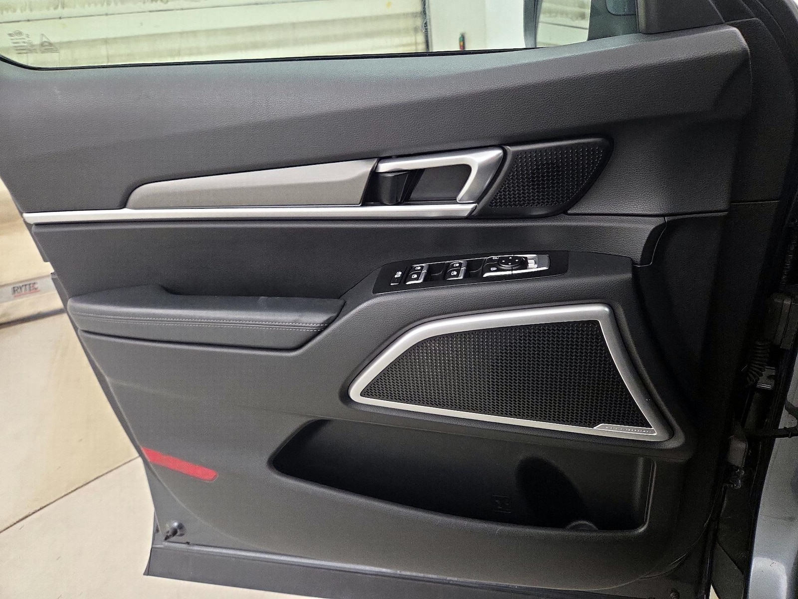2020 Kia Telluride LX - Photo 13