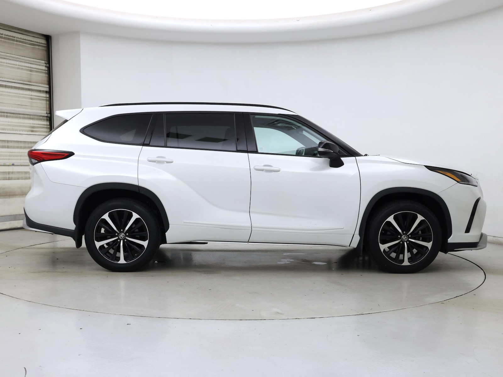 2022 Toyota Highlander XSE - Photo 8