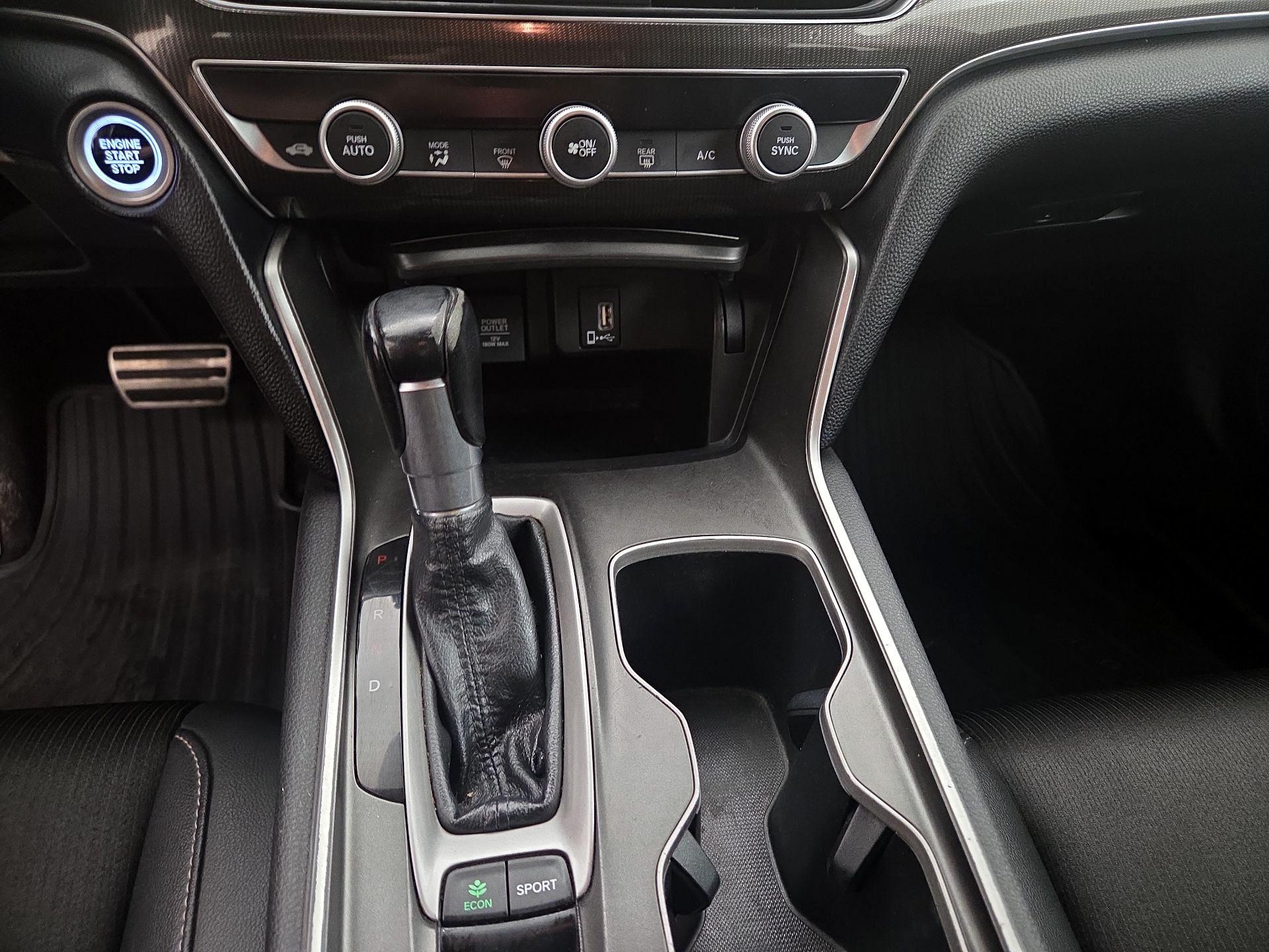 Thumbnail: 2019 Honda Accord - 18