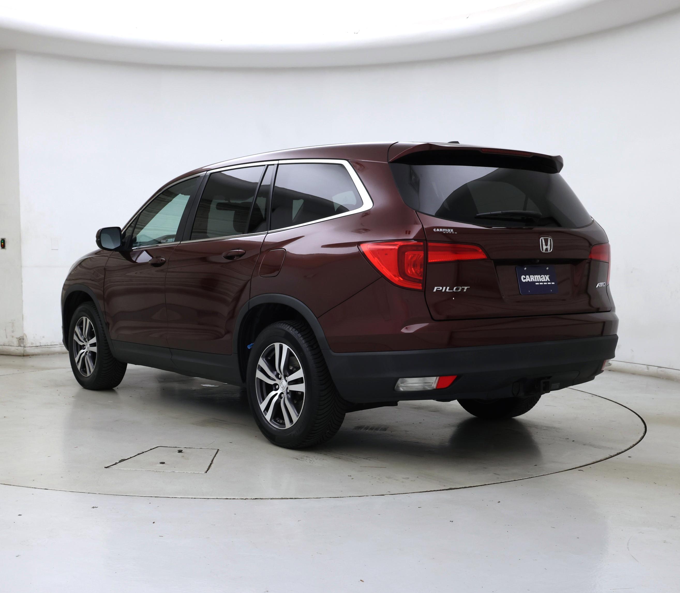 Thumbnail: 2018 Honda Pilot - 2