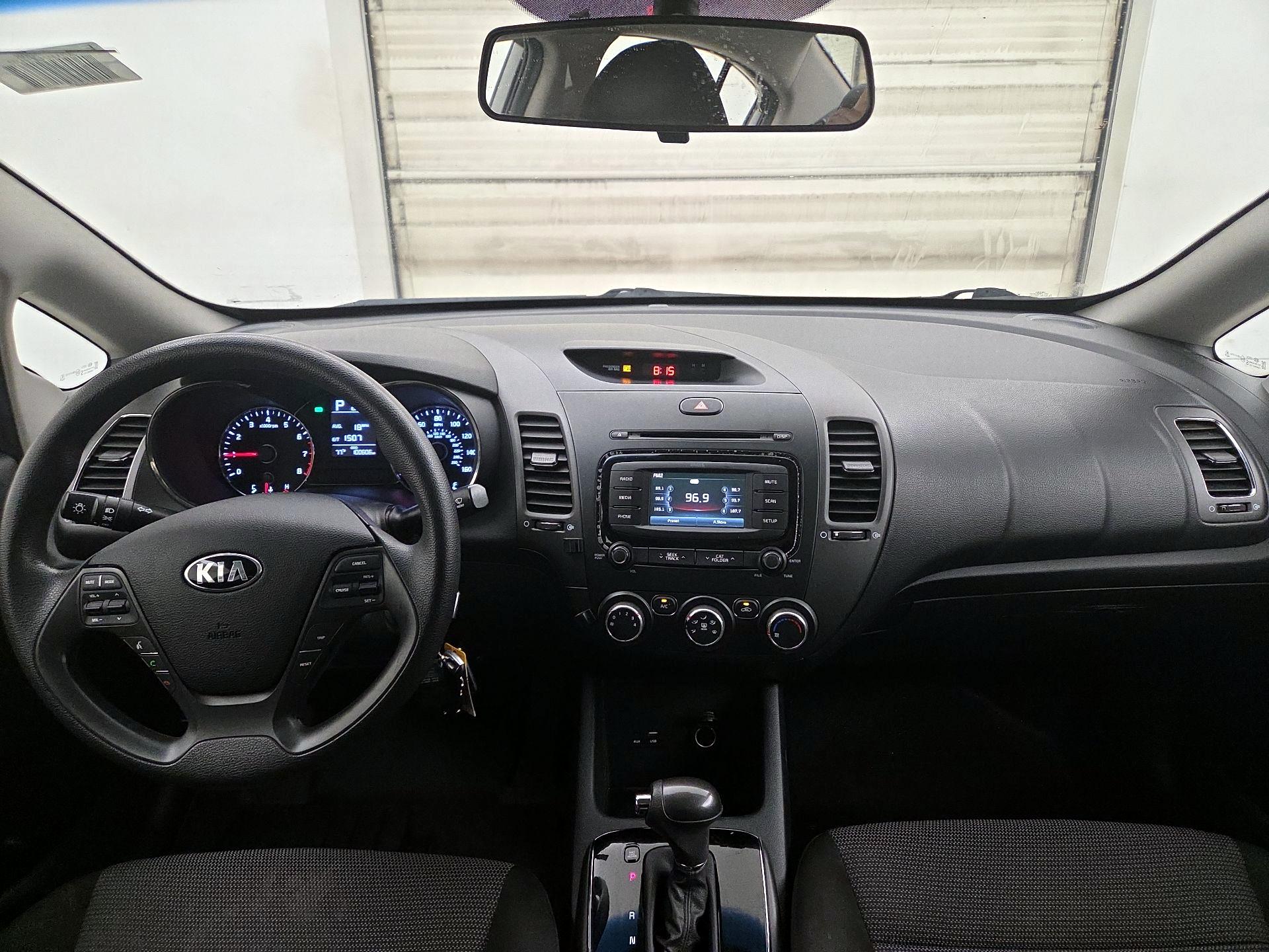 Thumbnail: 2018 Kia Forte - 9