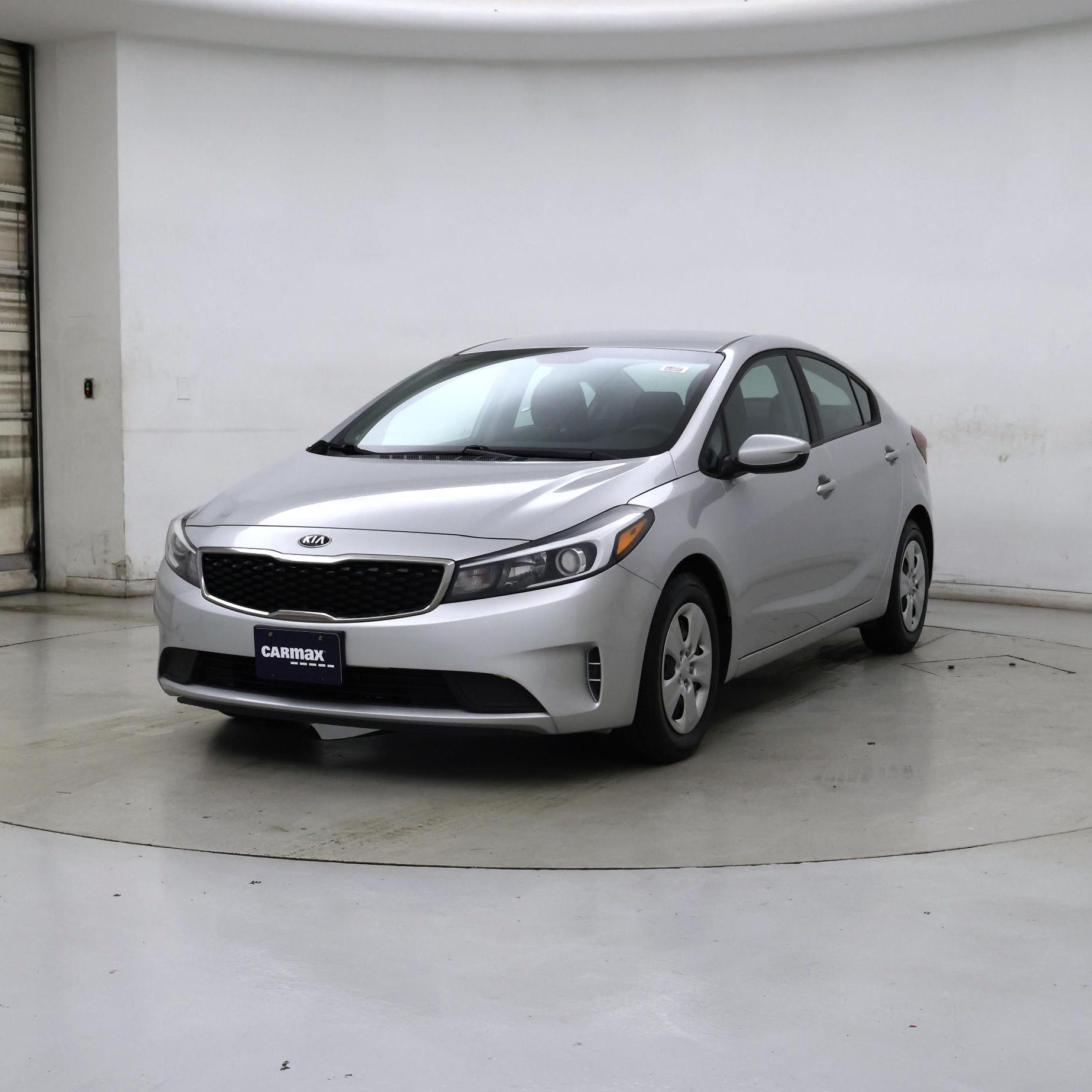 Thumbnail: 2018 Kia Forte - 4