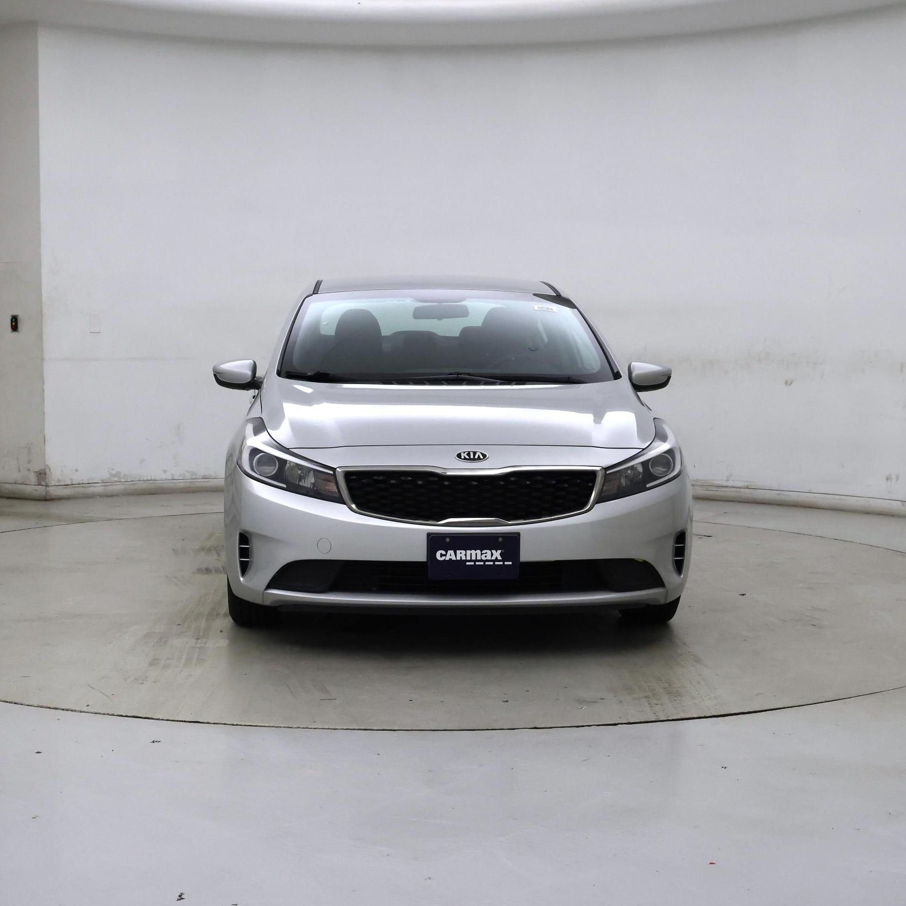 Thumbnail: 2018 Kia Forte - 5
