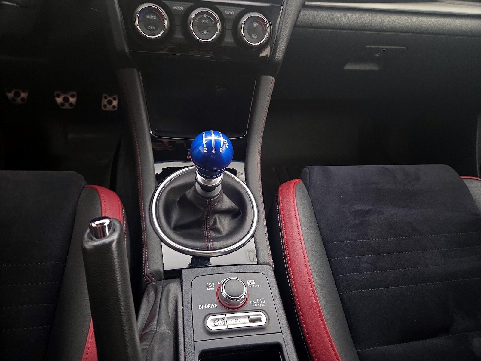 2020 Subaru WRX STI Base - Photo 18