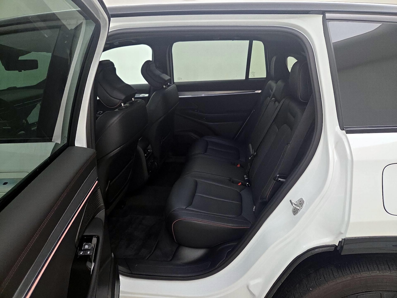 2024 Jeep Wagoneer S Launch Edition - Photo 22