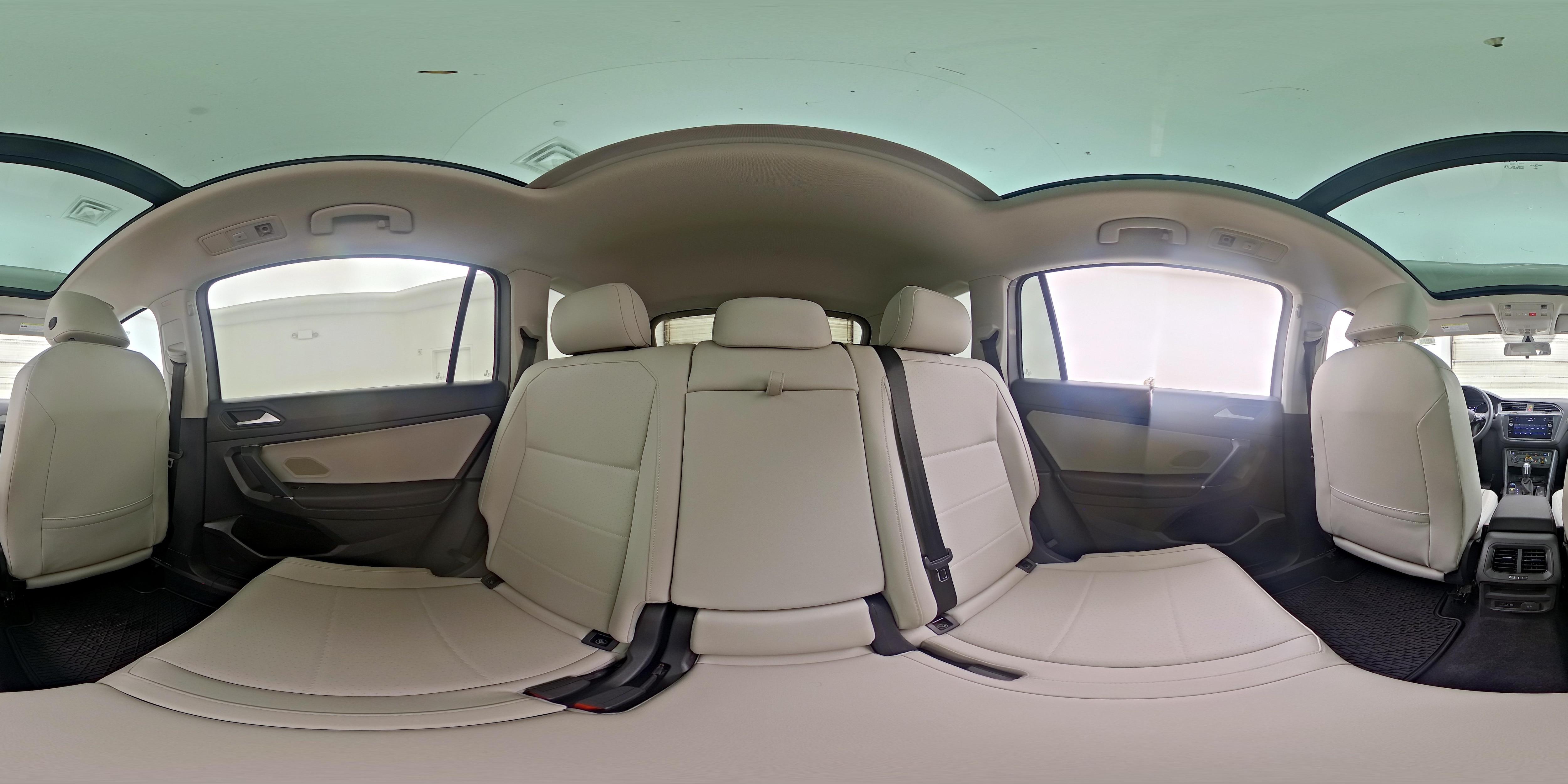 2020 Volkswagen Tiguan SE - Photo 26