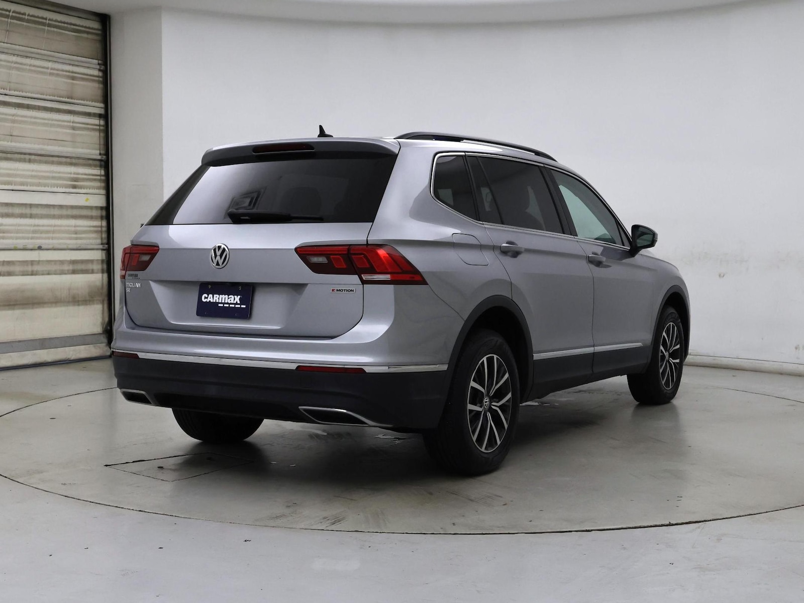 2020 Volkswagen Tiguan SE - Photo 9