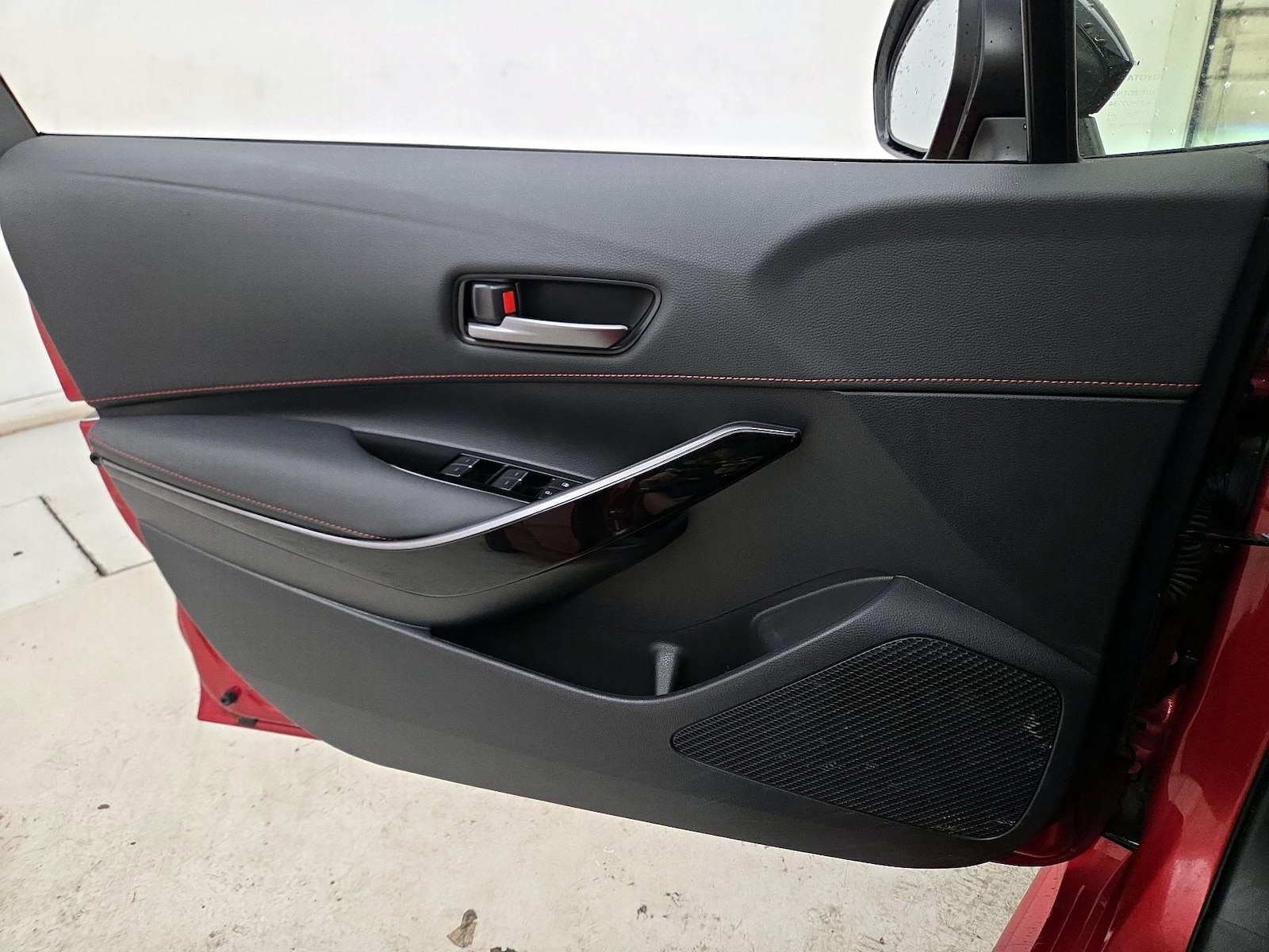 2023 Toyota GR Corolla Circuit Edition - Photo 13