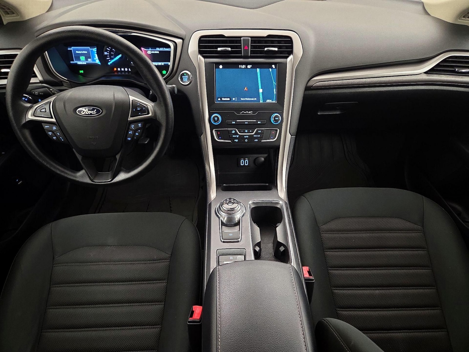 Apple CarPlay® & Android Auto™