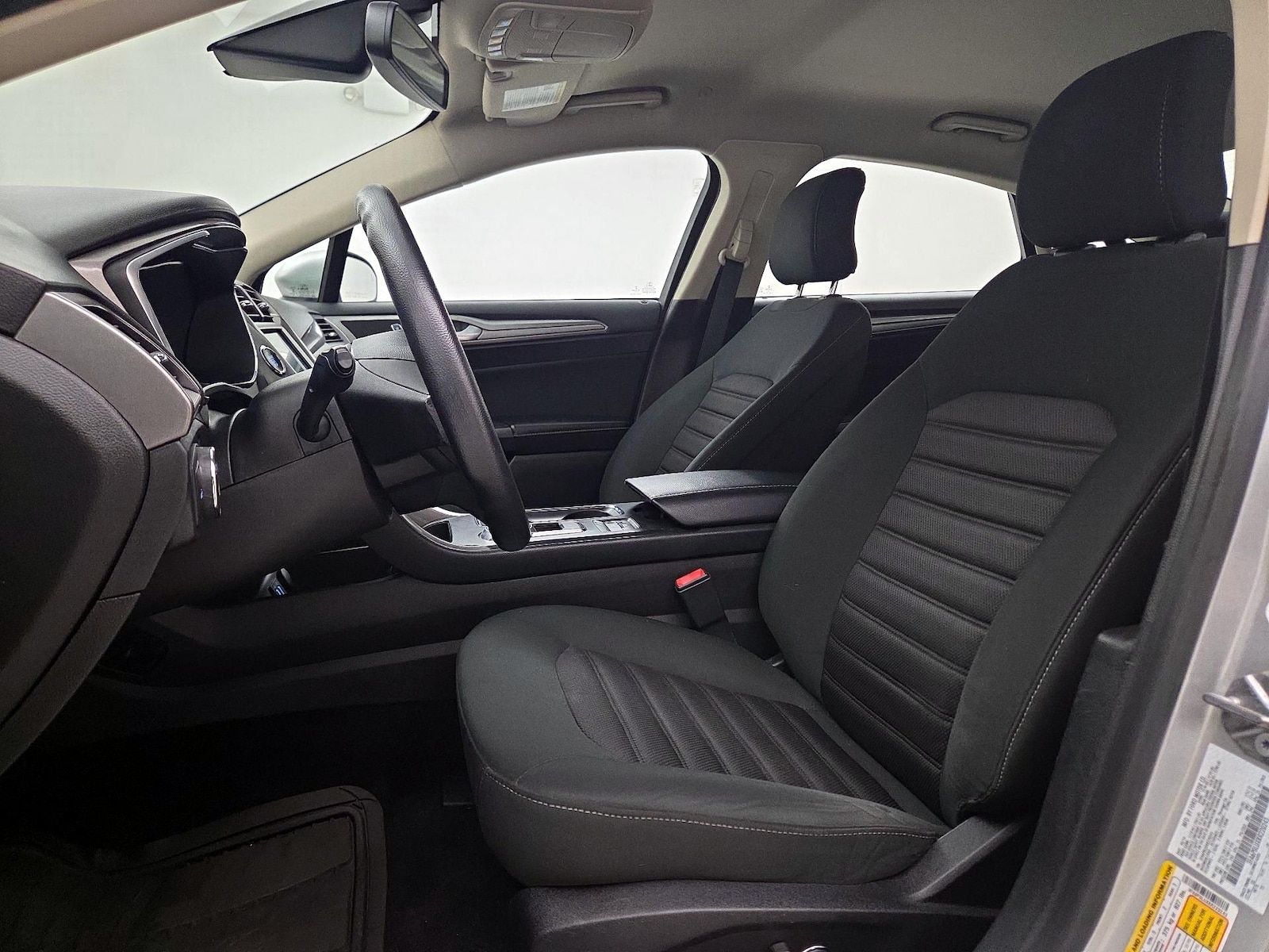 Power Seat(s) & Side Airbags