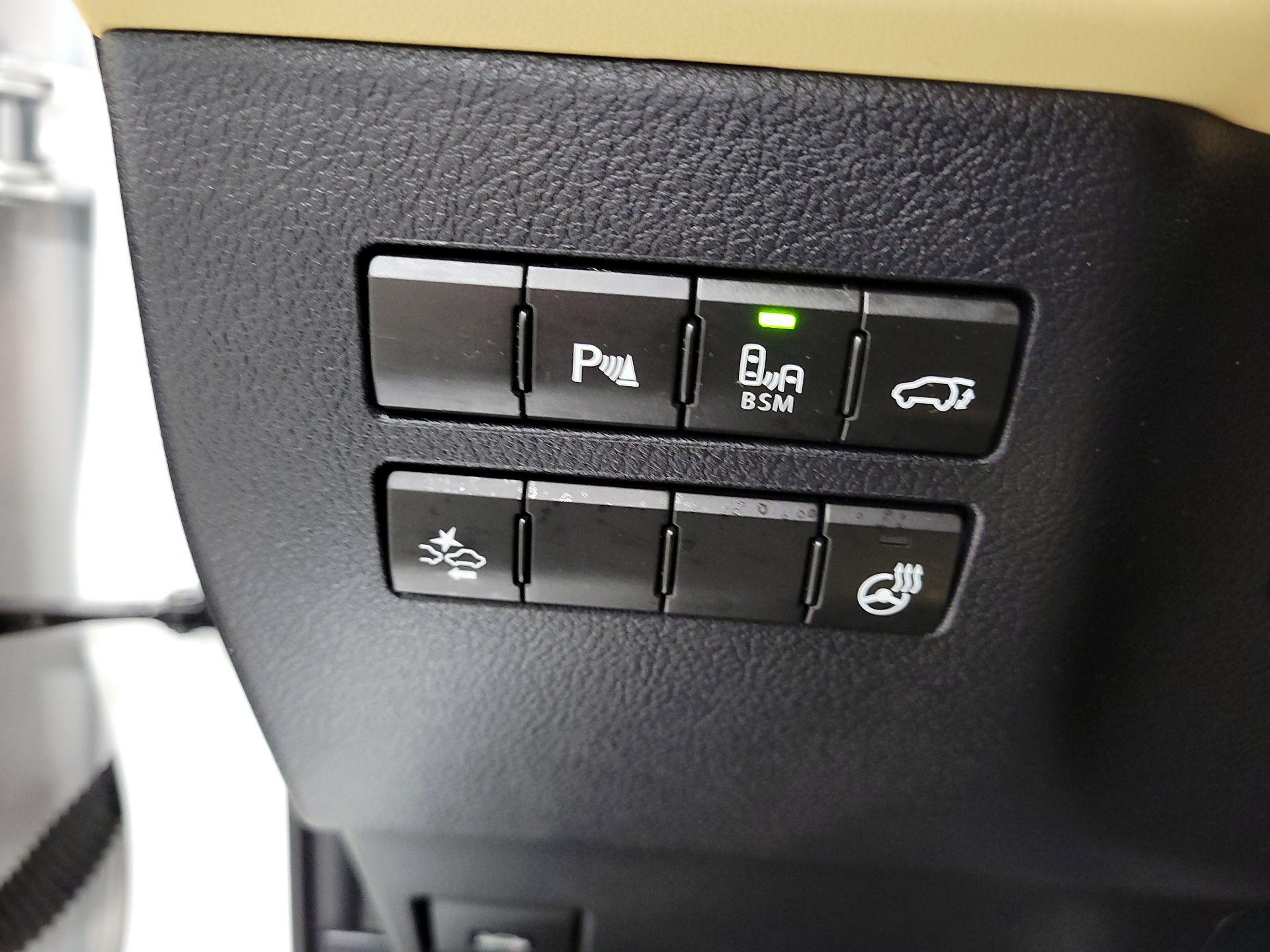 Thumbnail: 2017 Lexus NX - 13